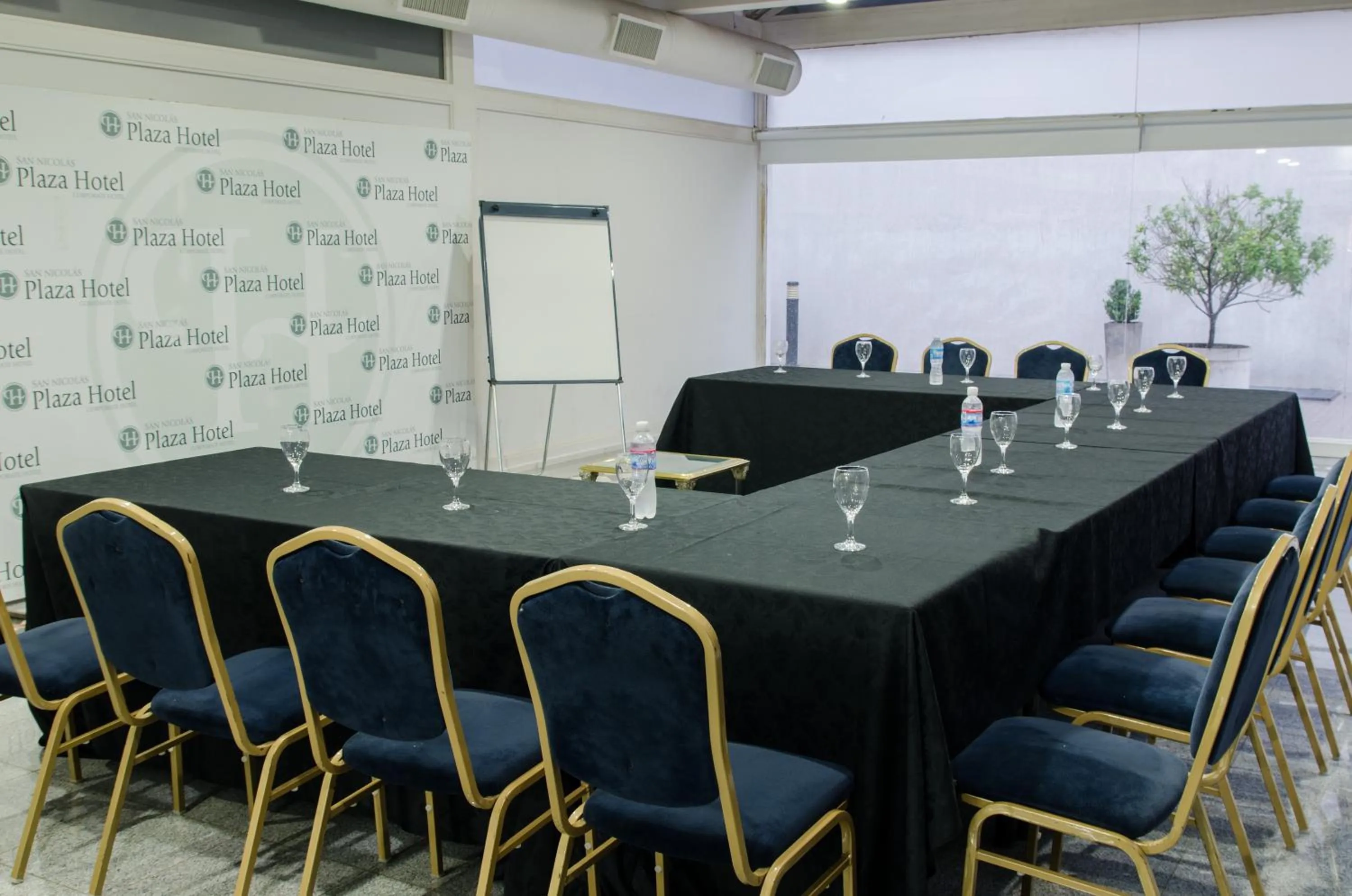 Meeting/conference room in San Nicolas Plaza