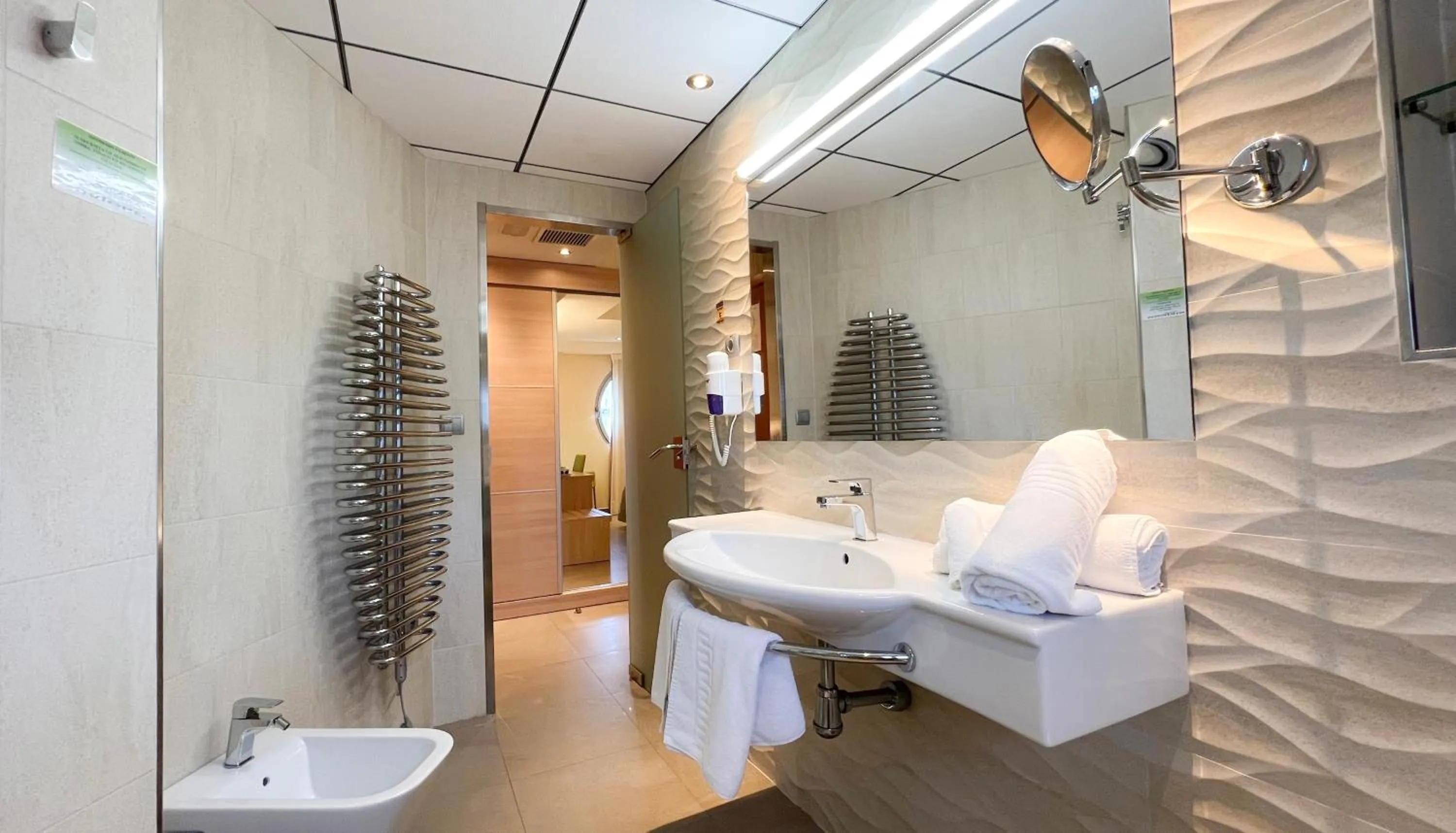 Bedroom in Riviera Beachotel - Adults Recommended