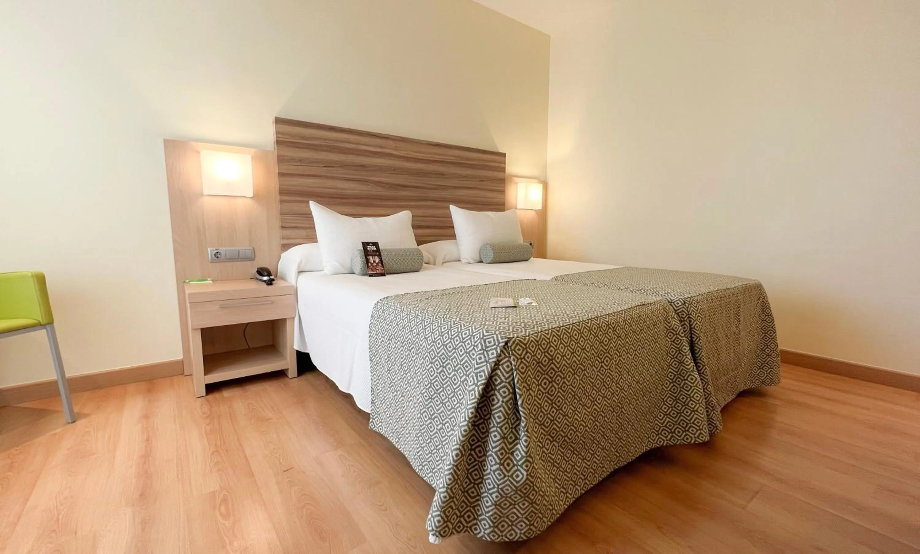 Bedroom, Bed in Riviera Beachotel - Adults Recommended