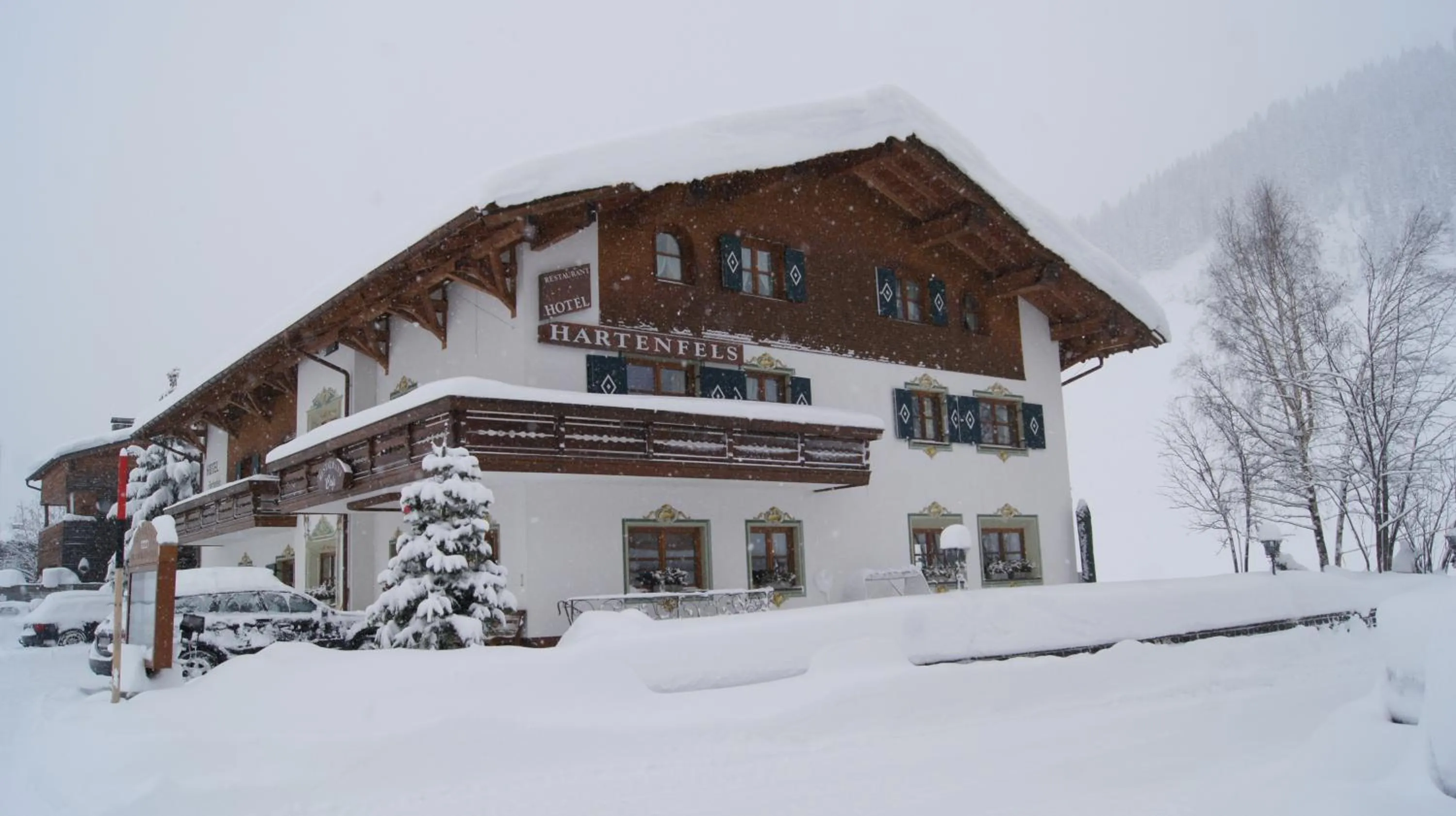 Property building in Hotel Hartenfels