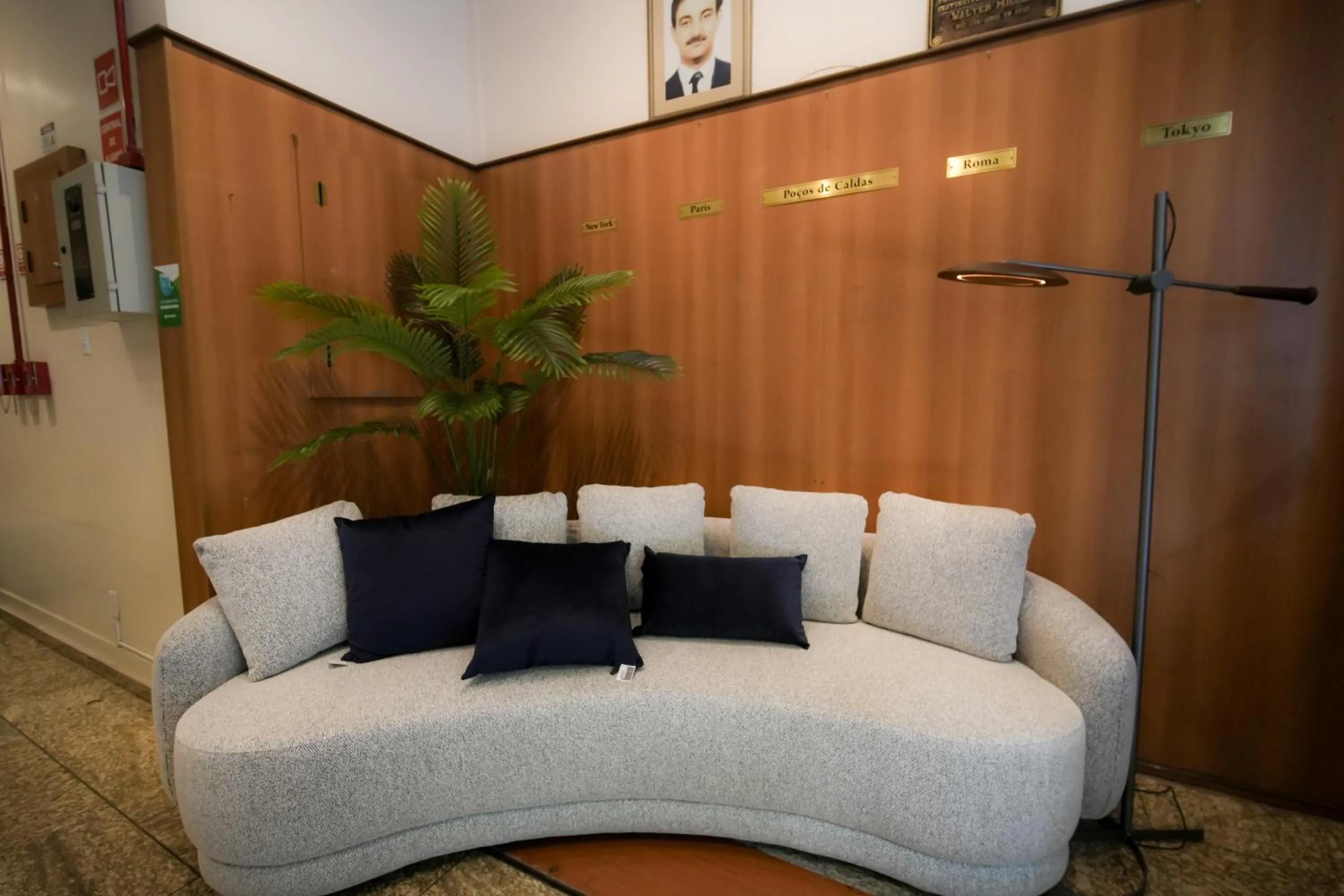 Lobby or reception in Hotel Dan Inn Poços de Caldas - A melhor localização do Centro by Nacional Inn