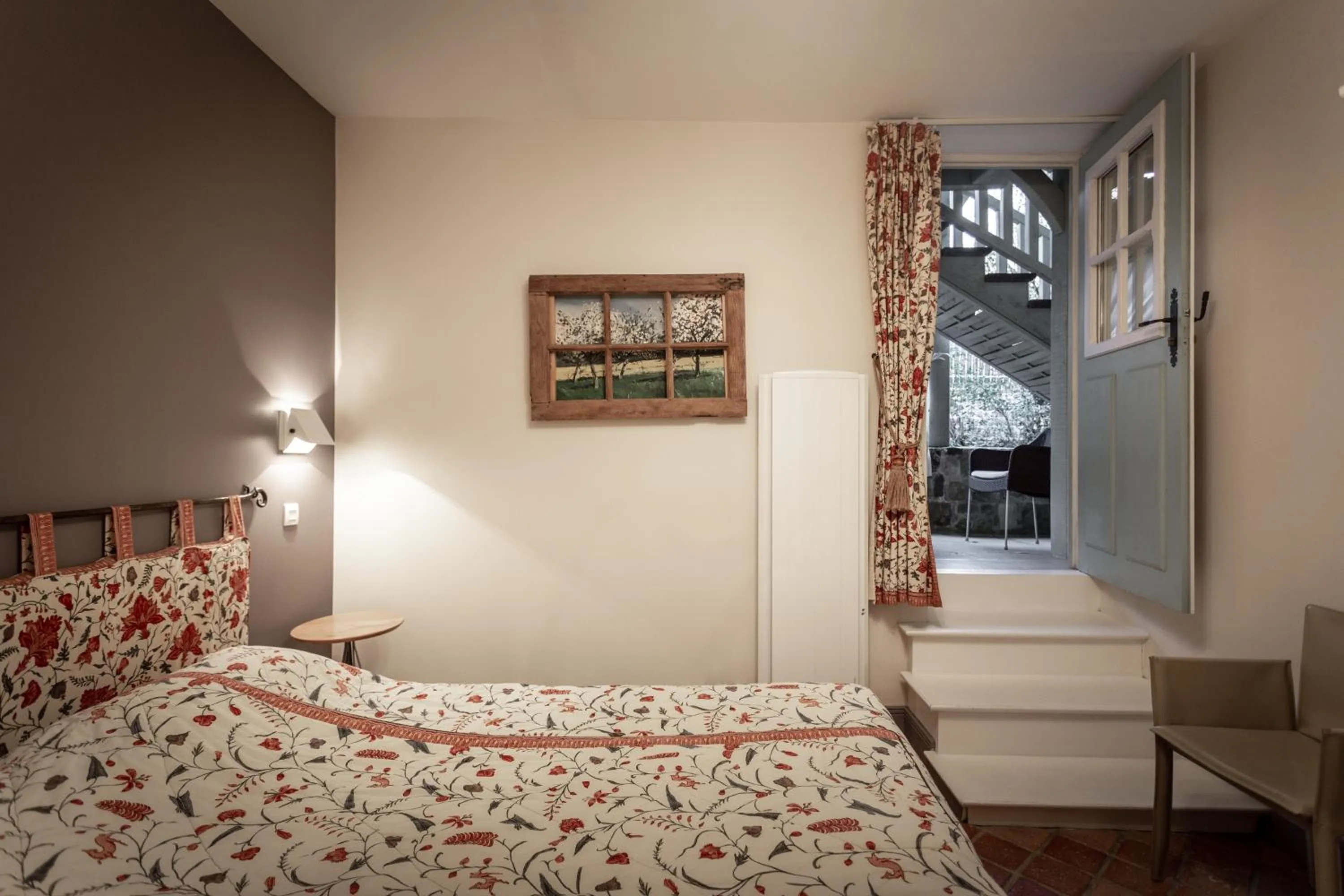 Bedroom, Bed in Relais Hôtelier Douce France