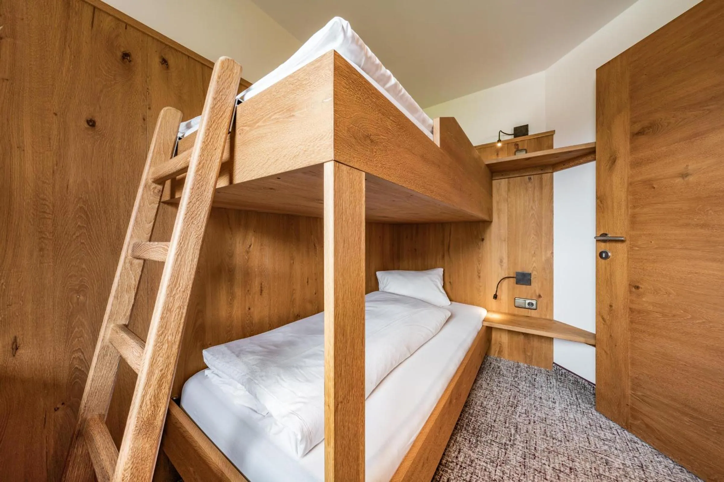 bunk bed, Bed in Hotel Pramstraller