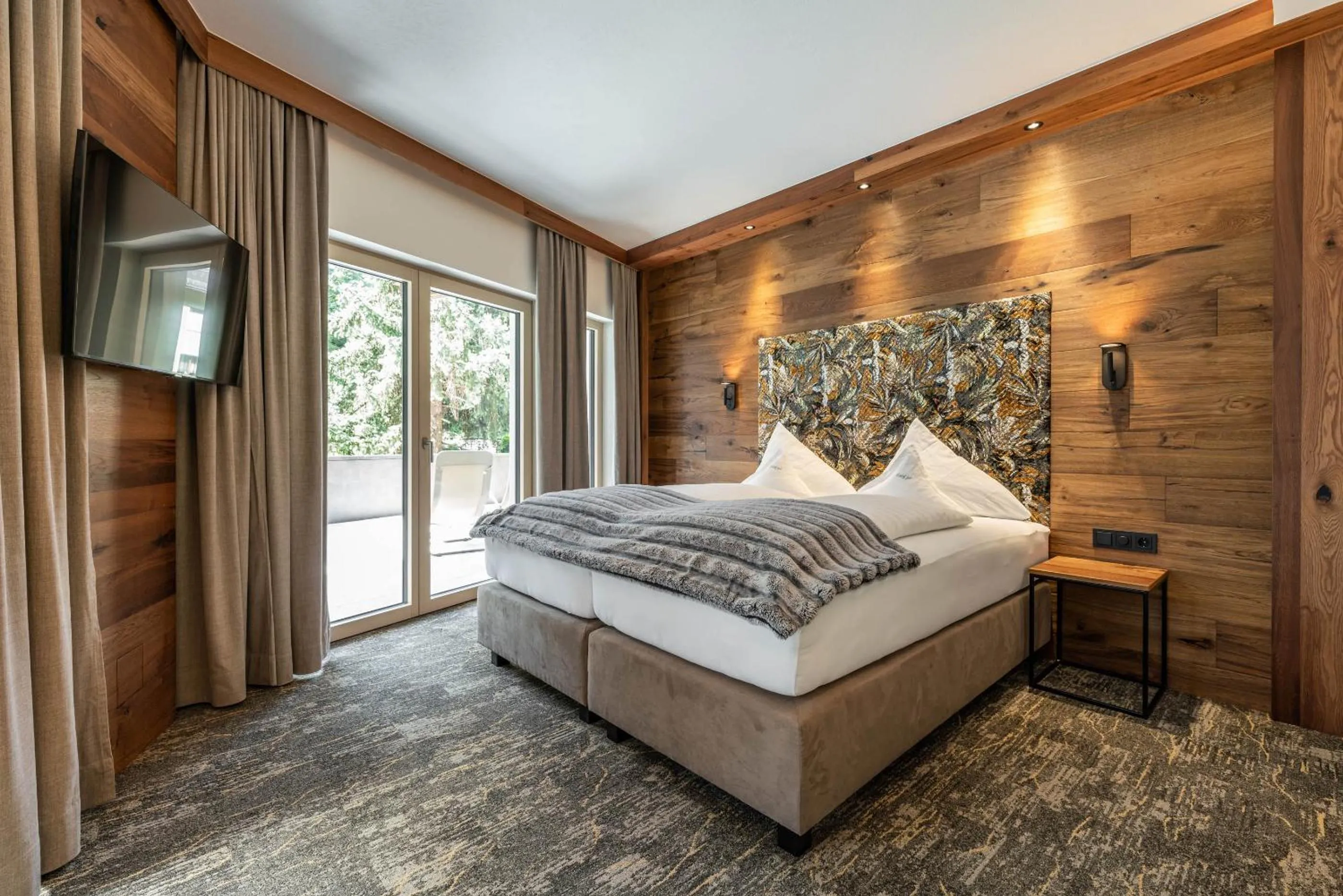 Bed in Hotel Pramstraller