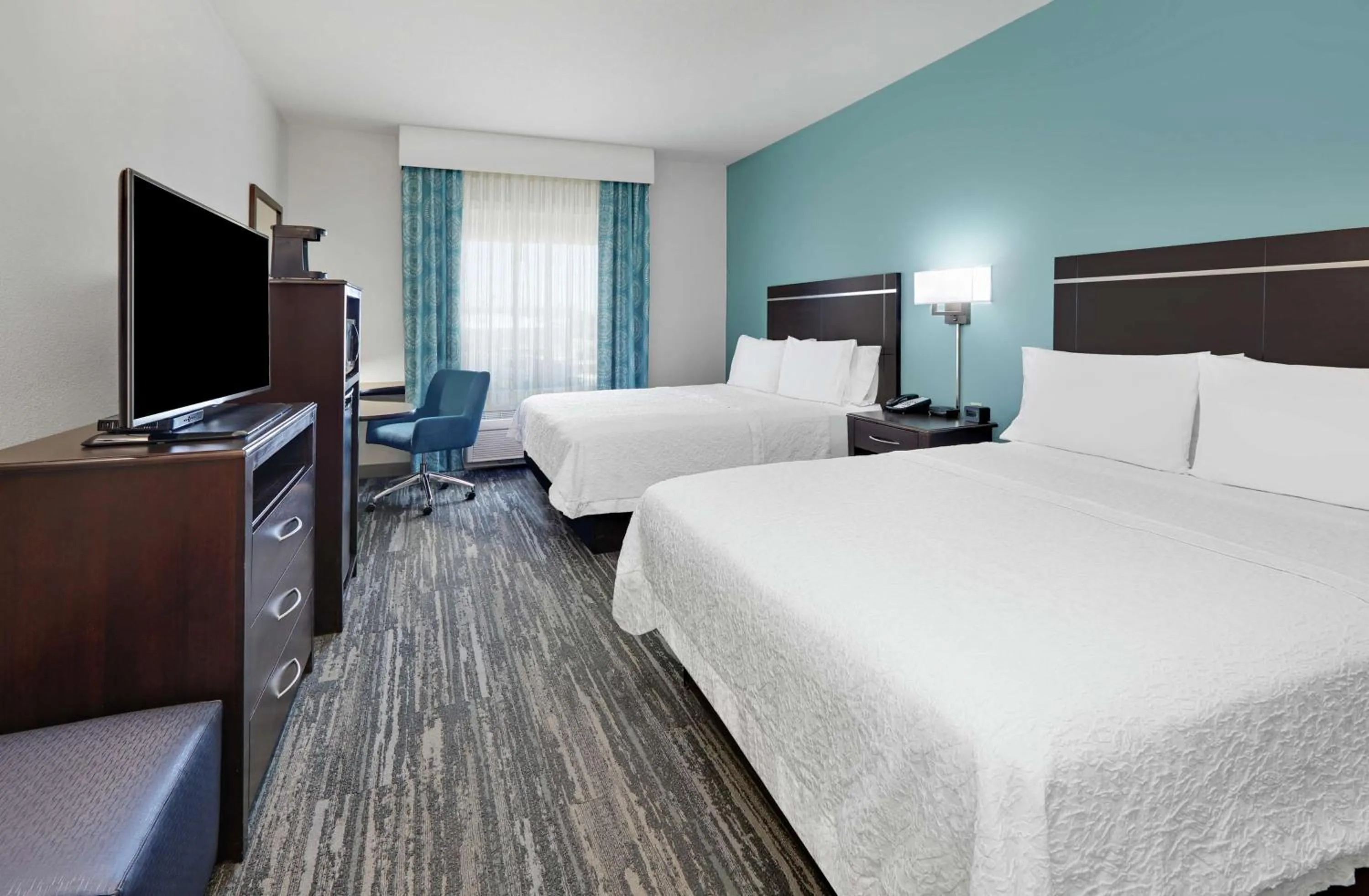 Bedroom, Bed in Hampton Inn & Suites Childress