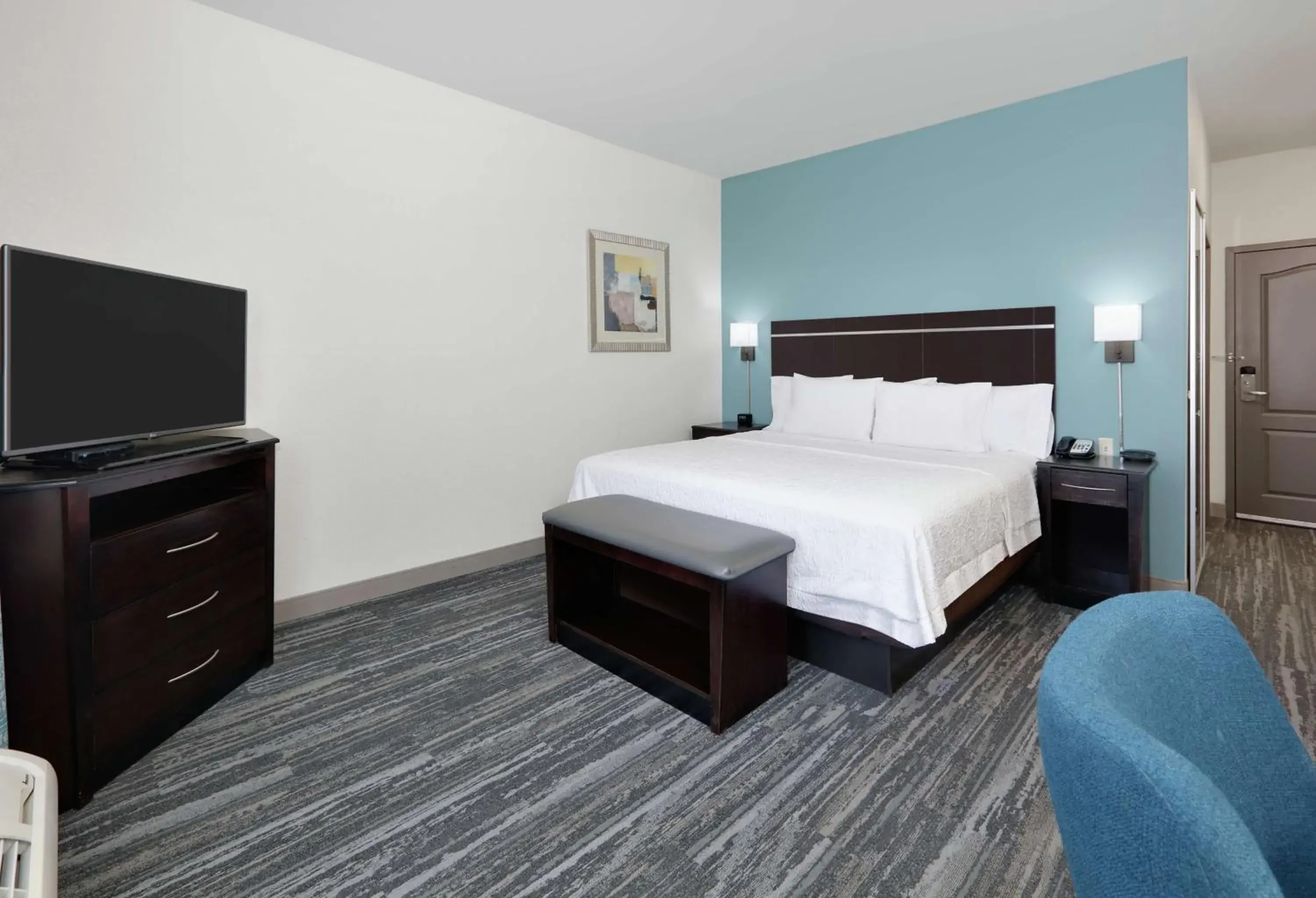 King Room with King Bed - Non-Smoking in Hampton Inn & Suites Childress King Room with King Bed - Non-Smoking in Hampton Inn & Suites Childress