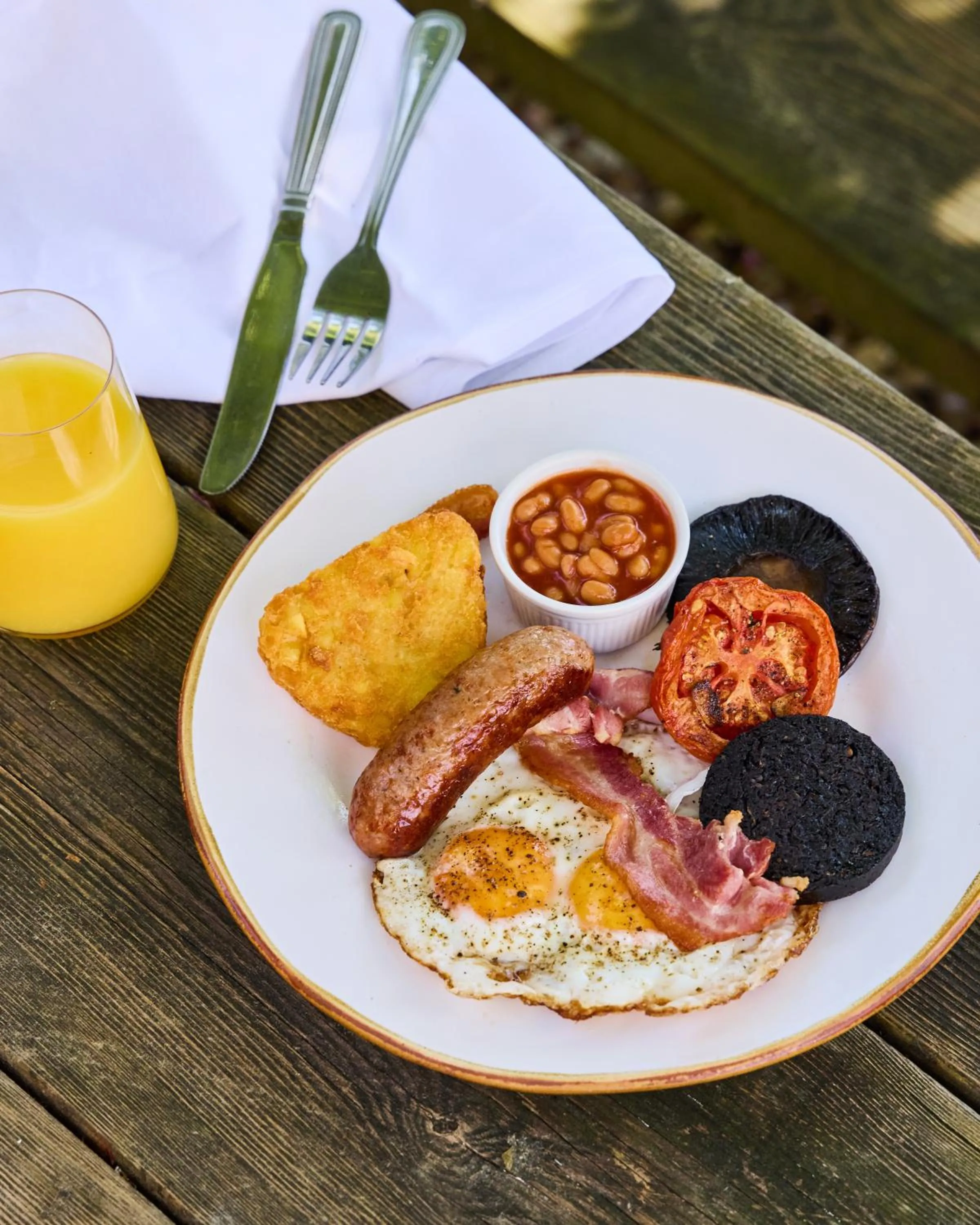 Breakfast in The Plough Inn
