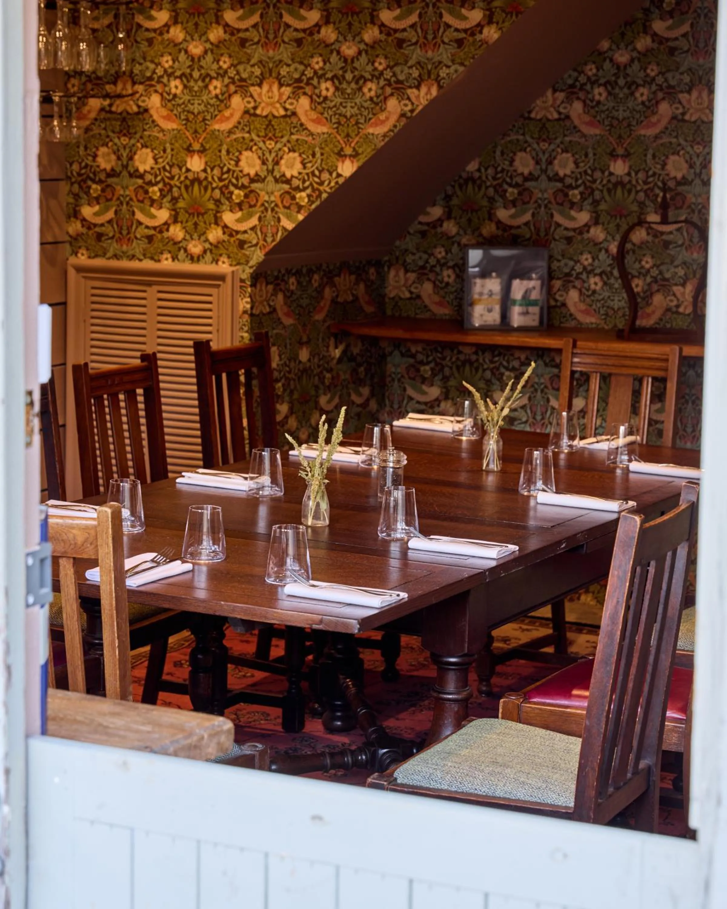 Restaurant/places to eat in The Plough Inn