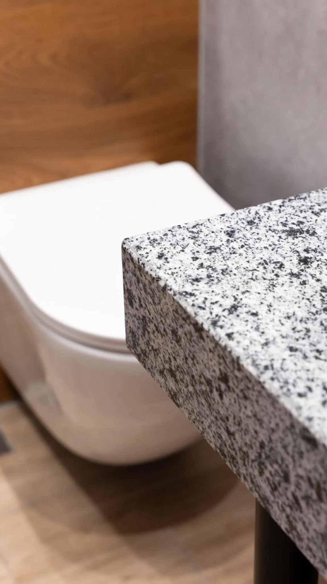 Toilet in Avenue Hotel