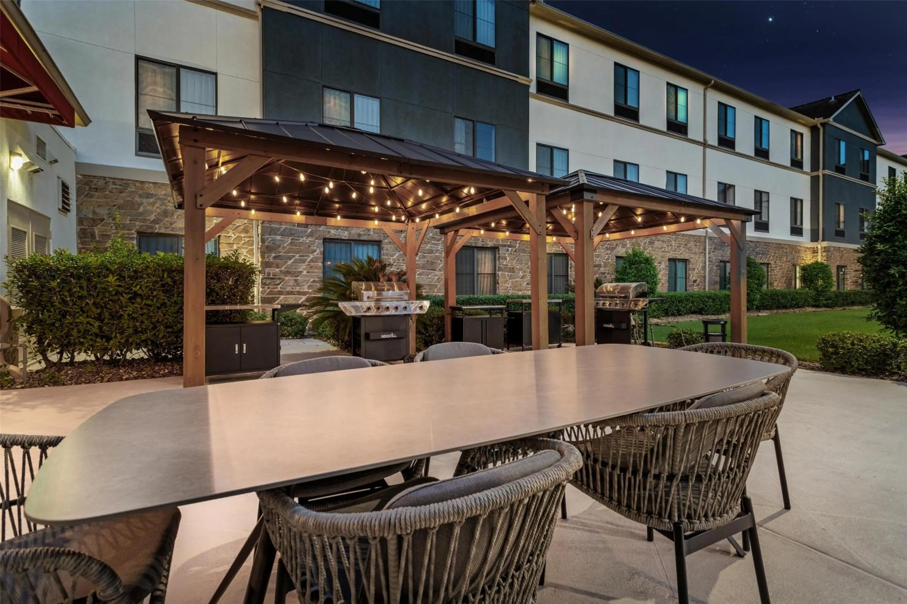 Patio in Homewood Suites Beaumont