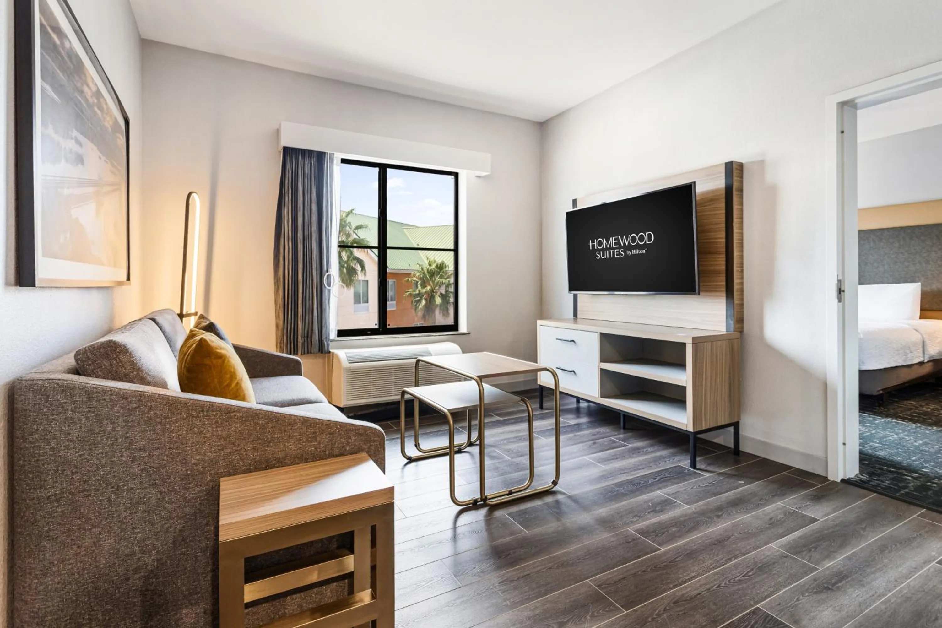 Bed in Homewood Suites Beaumont