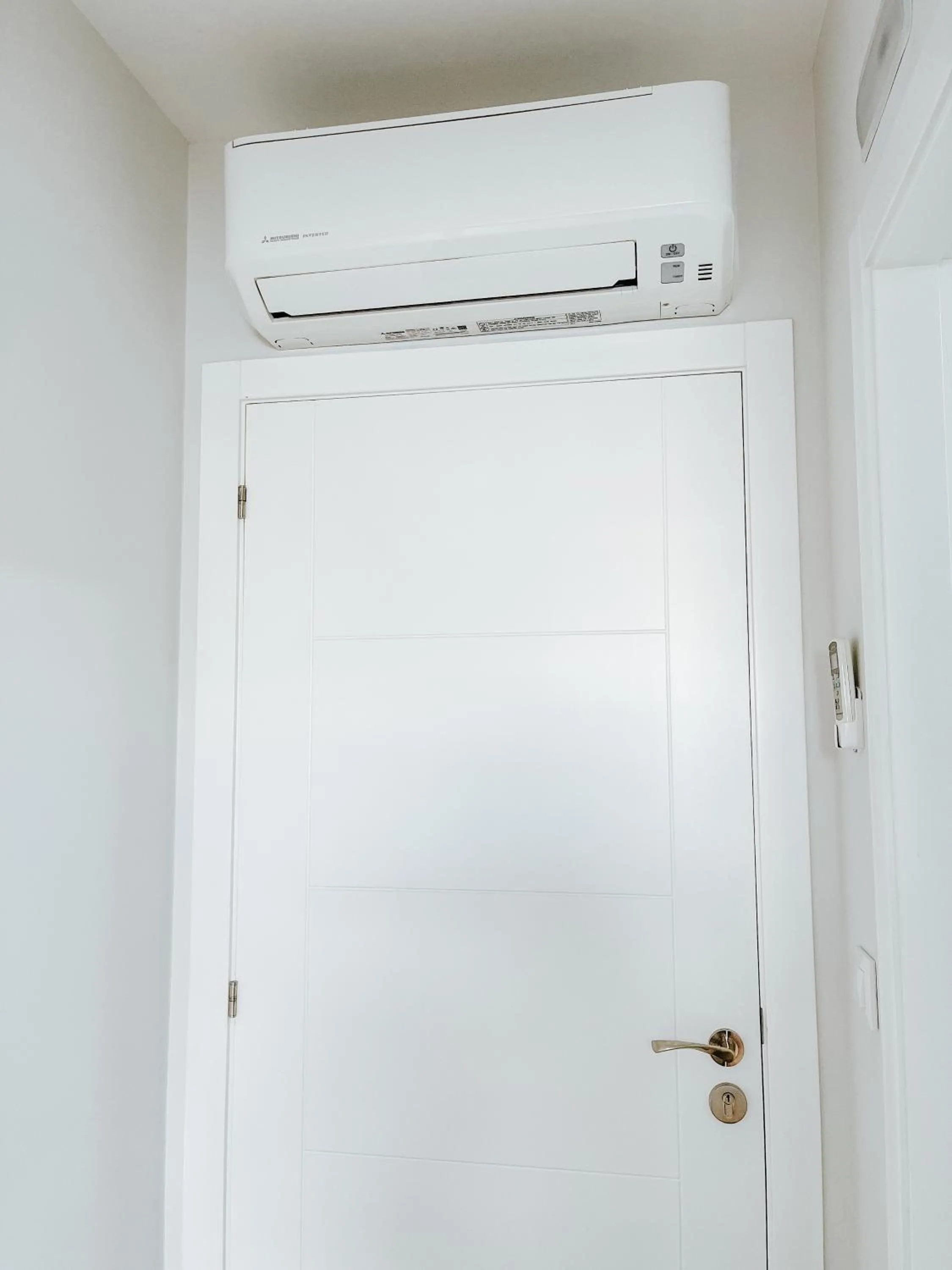 air conditioner in Villa Galicia
