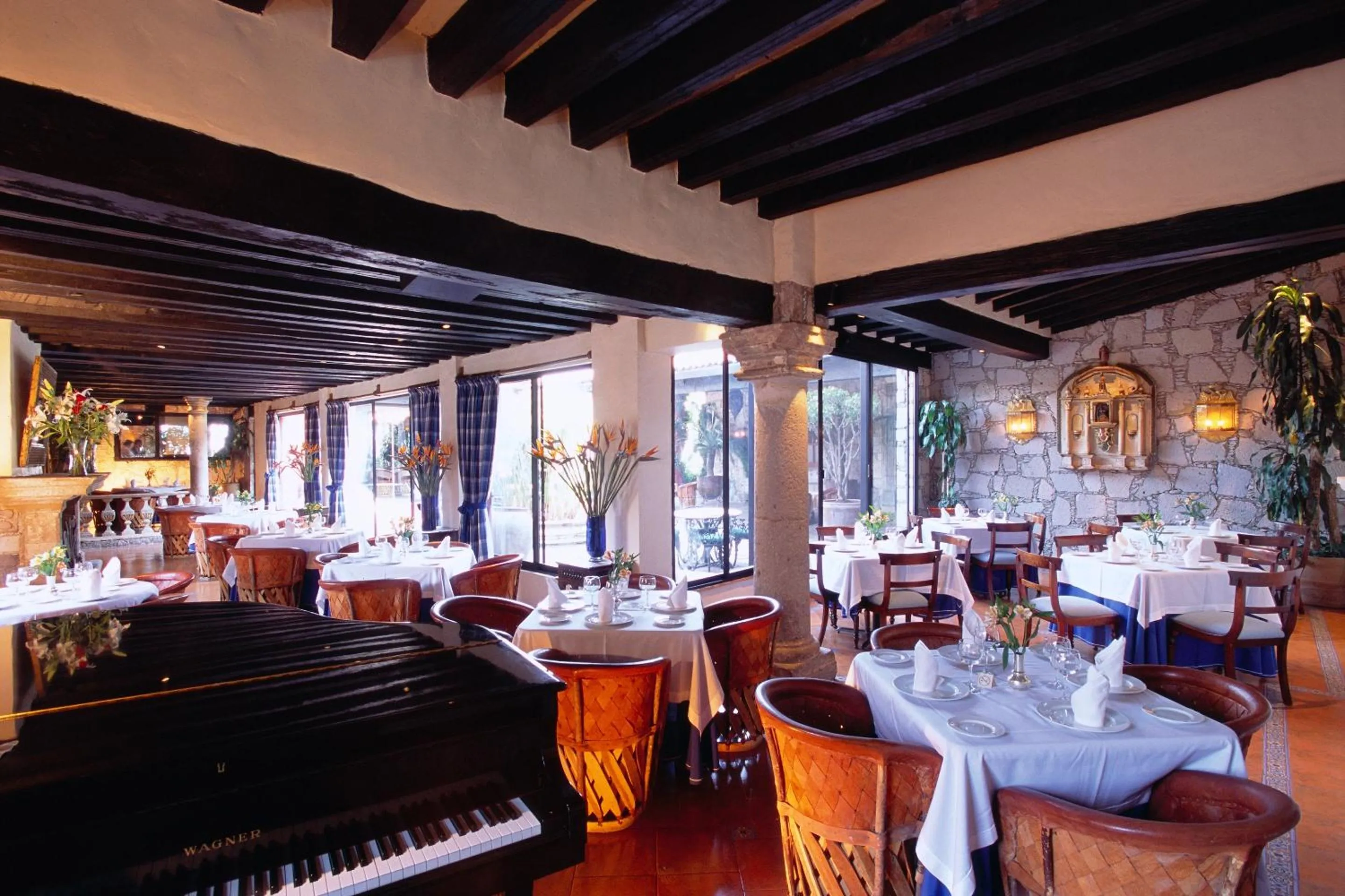Restaurant/places to eat in Villa Montaña Hotel & Spa