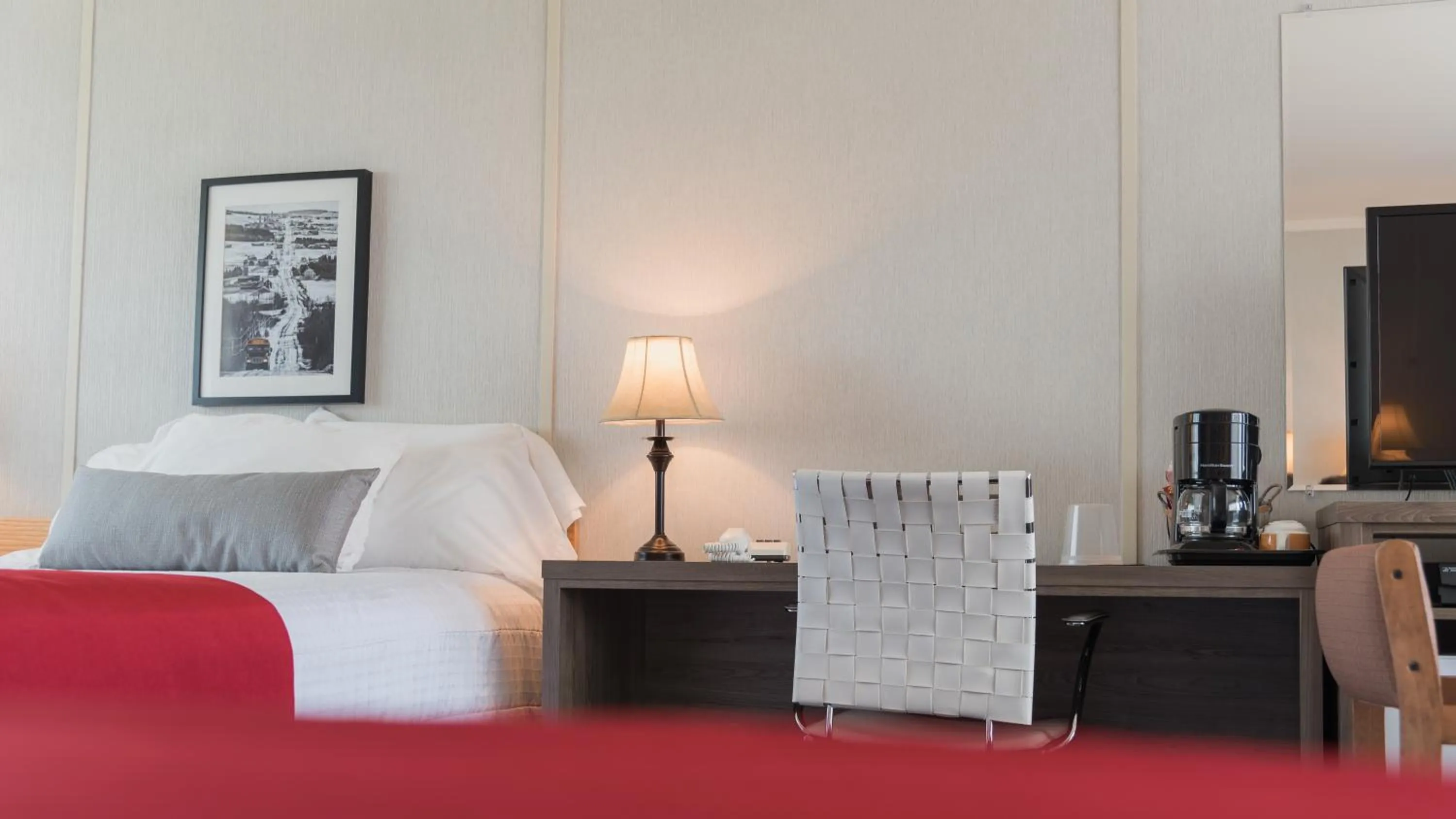 Coffee/tea facilities, Bed in Motel Cartier