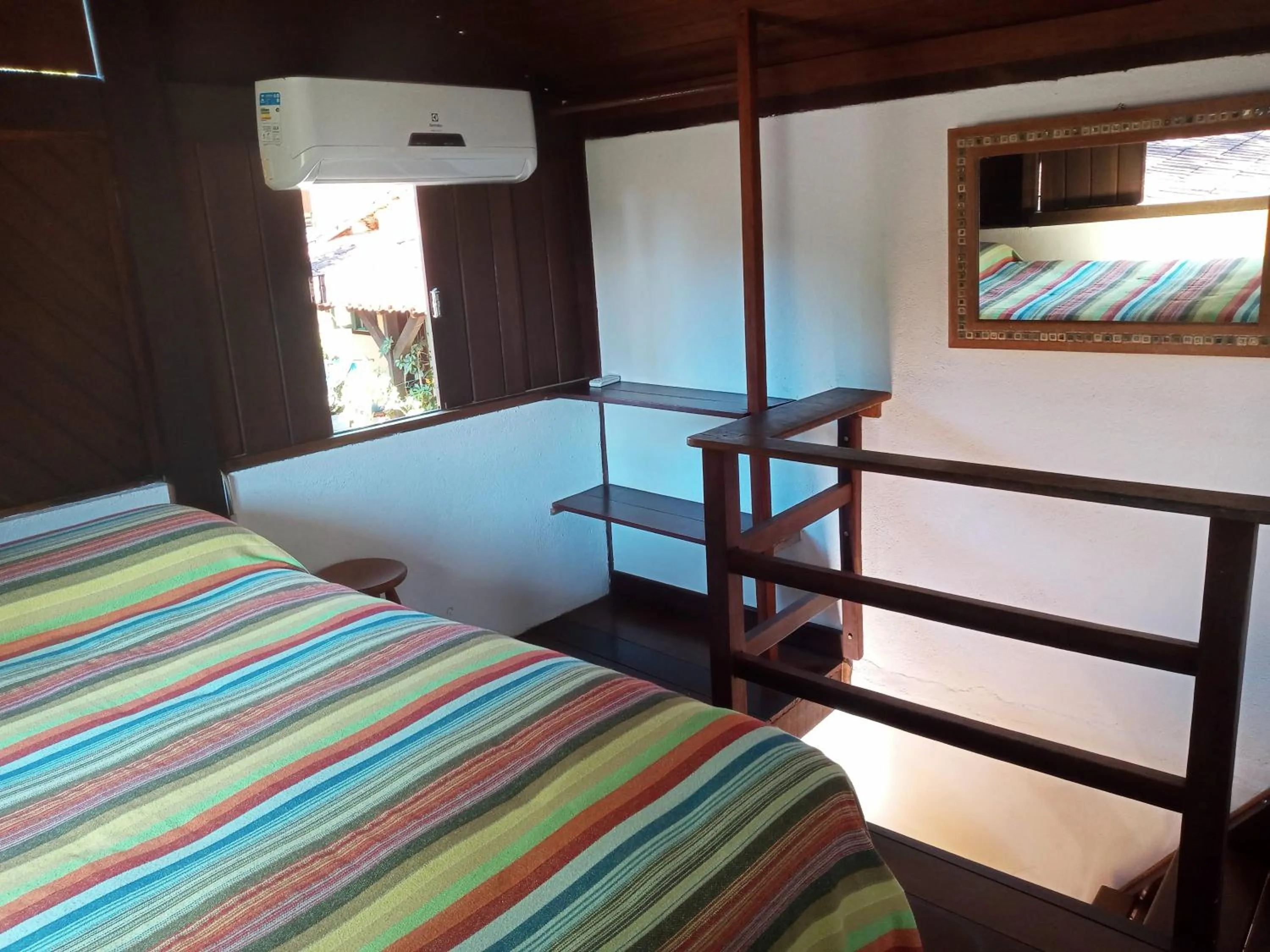 Photo of the whole room, Bed in Pousada Cachoeira