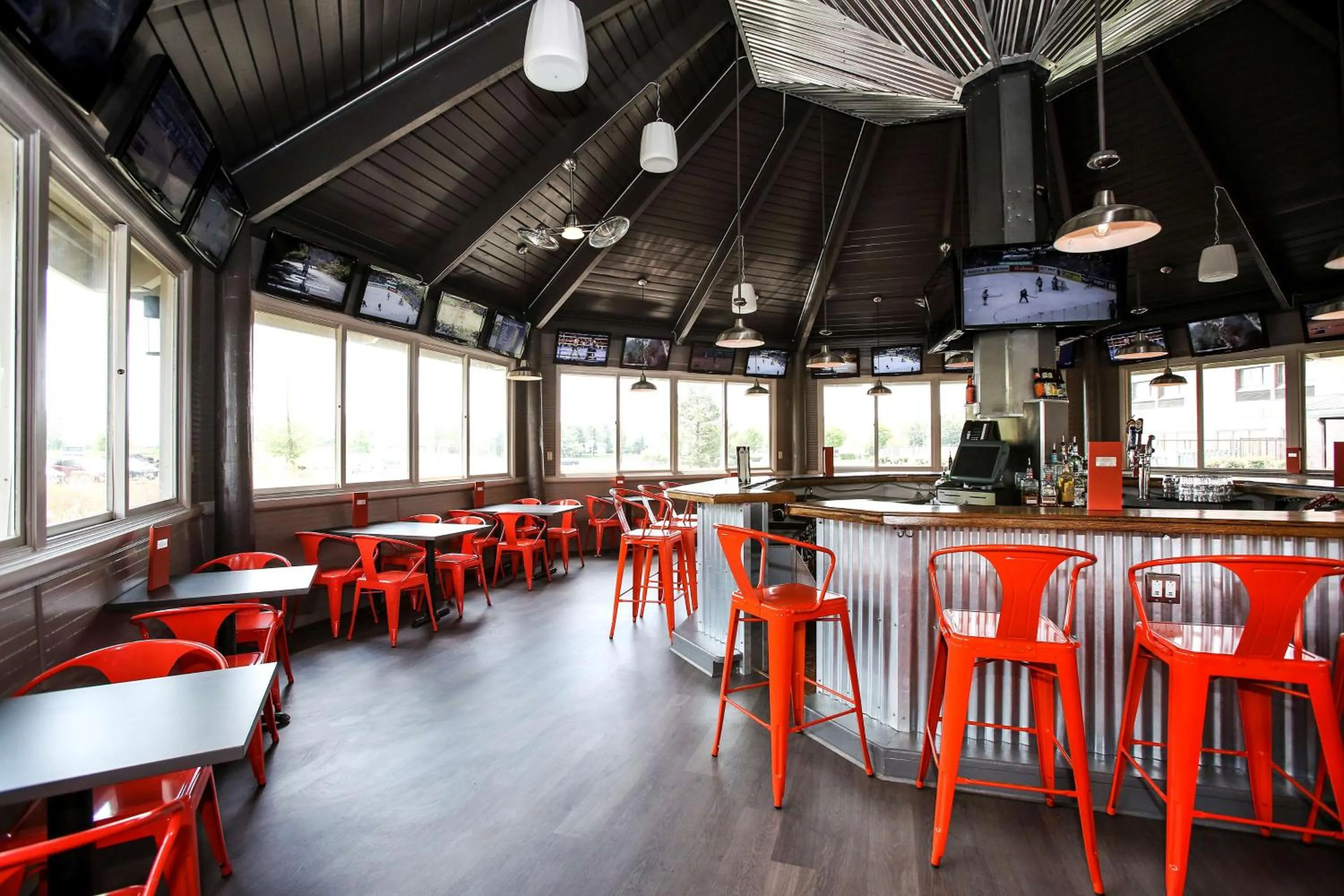 Lounge or bar in Hampton Inn Frederick