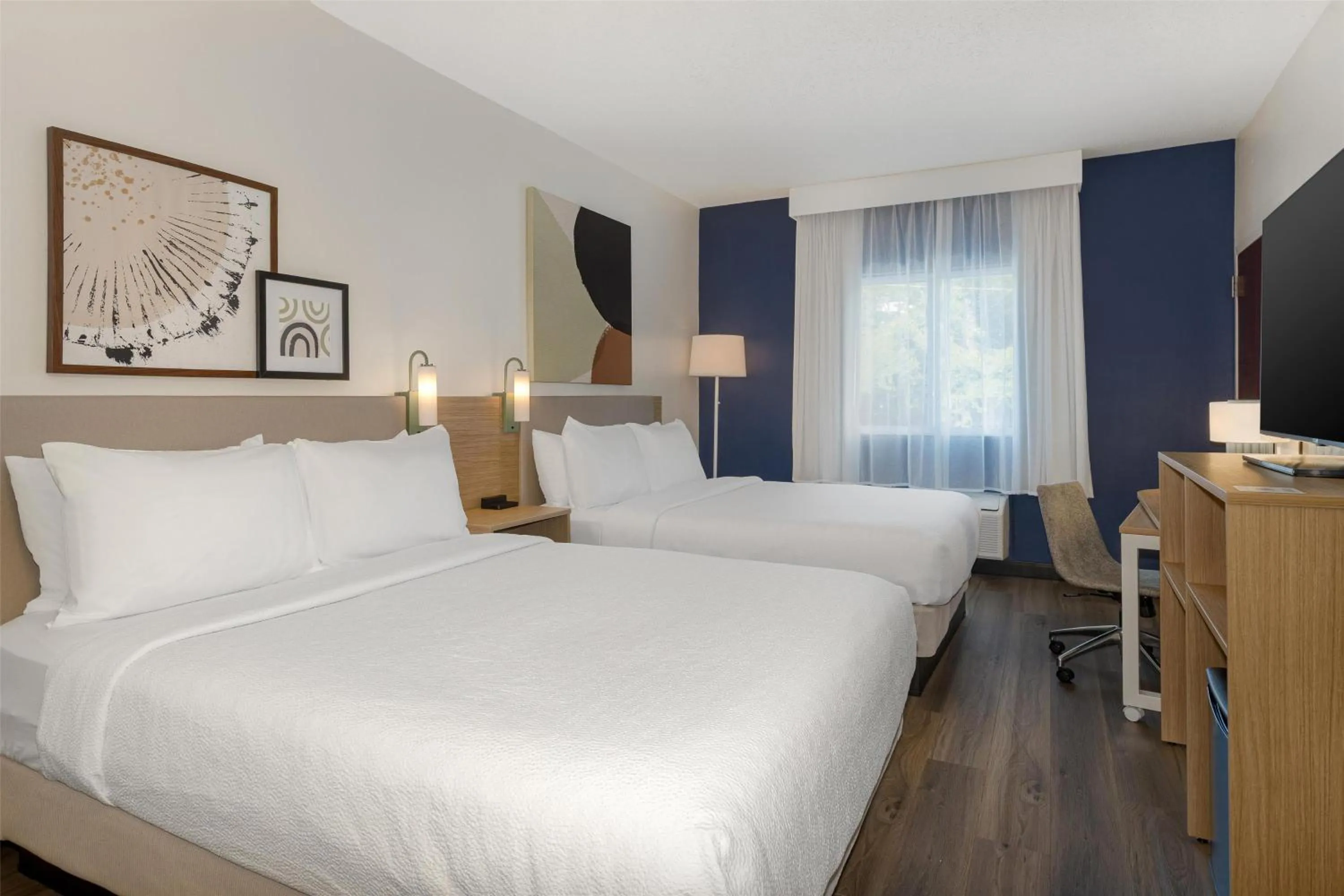 Bed in Spark By Hilton Wilmington Carolina Beach Rd