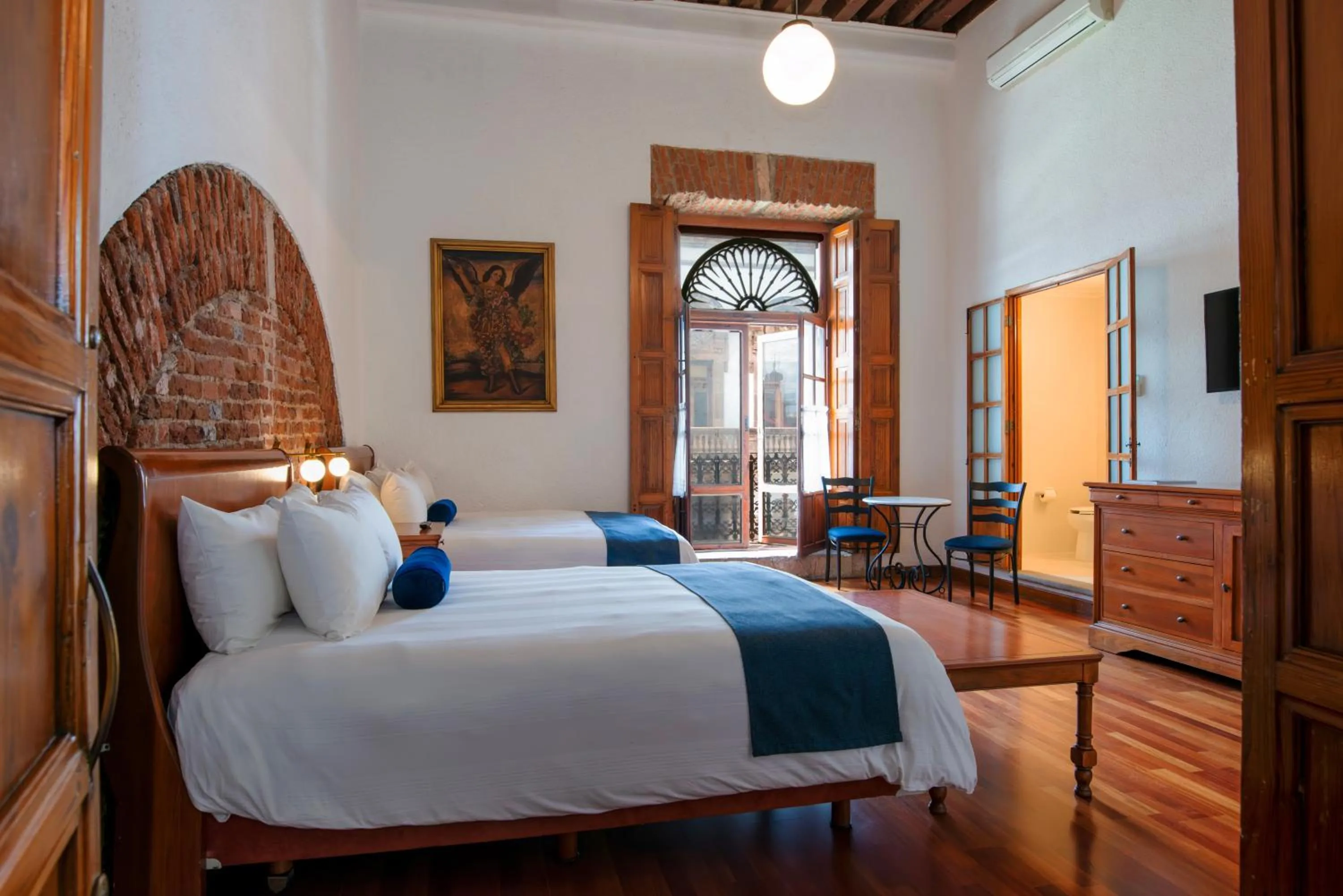 Photo of the whole room, Bed in Hotel Los Juaninos