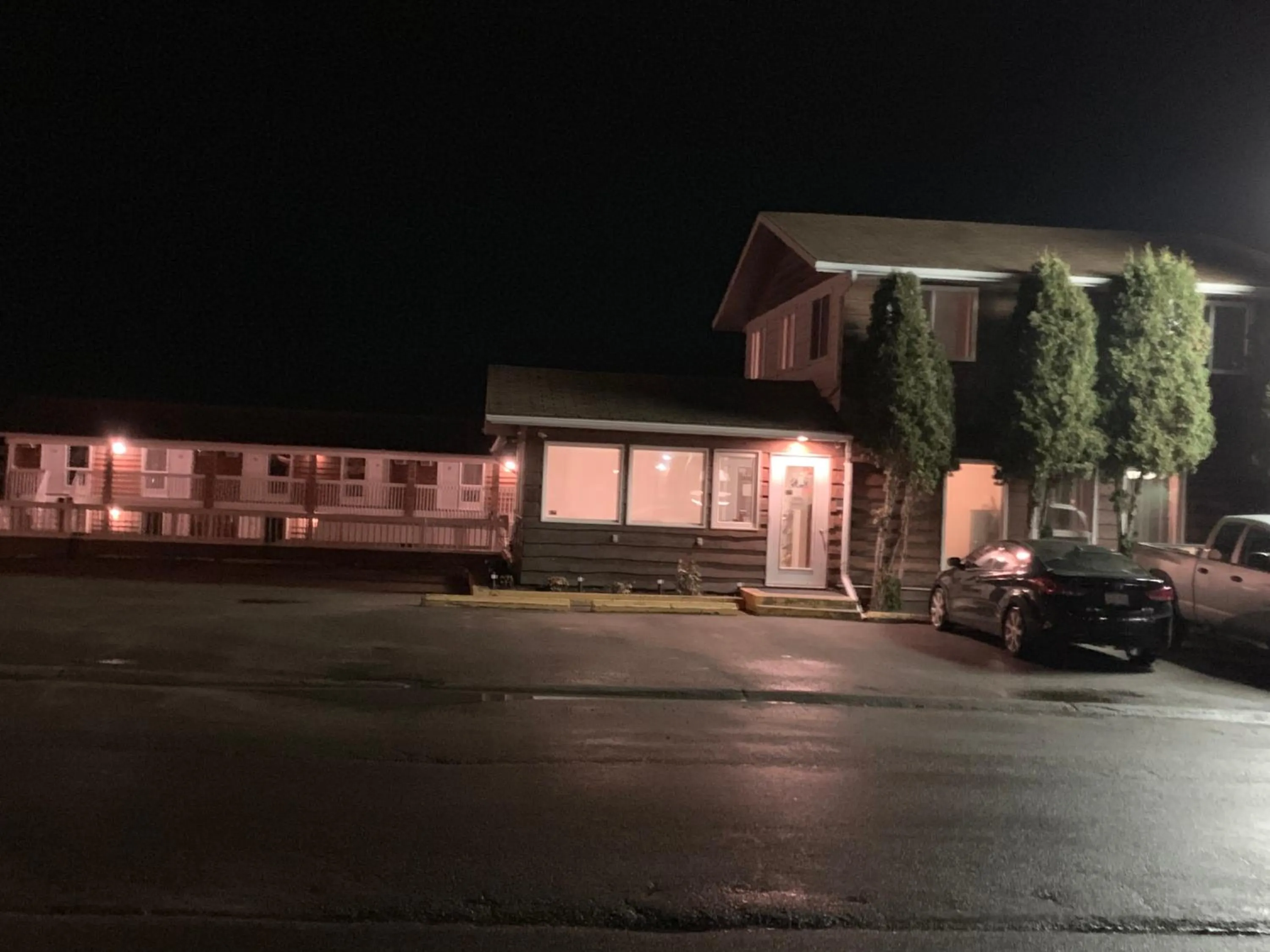 Property building in Airways Motel