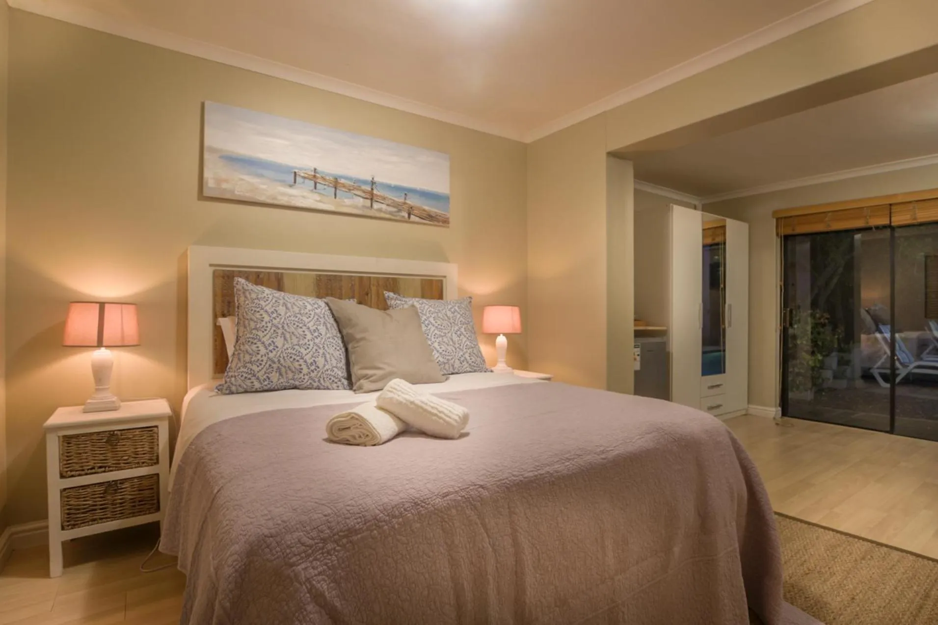 Photo of the whole room, Bed in Atlantic Bay Lodge