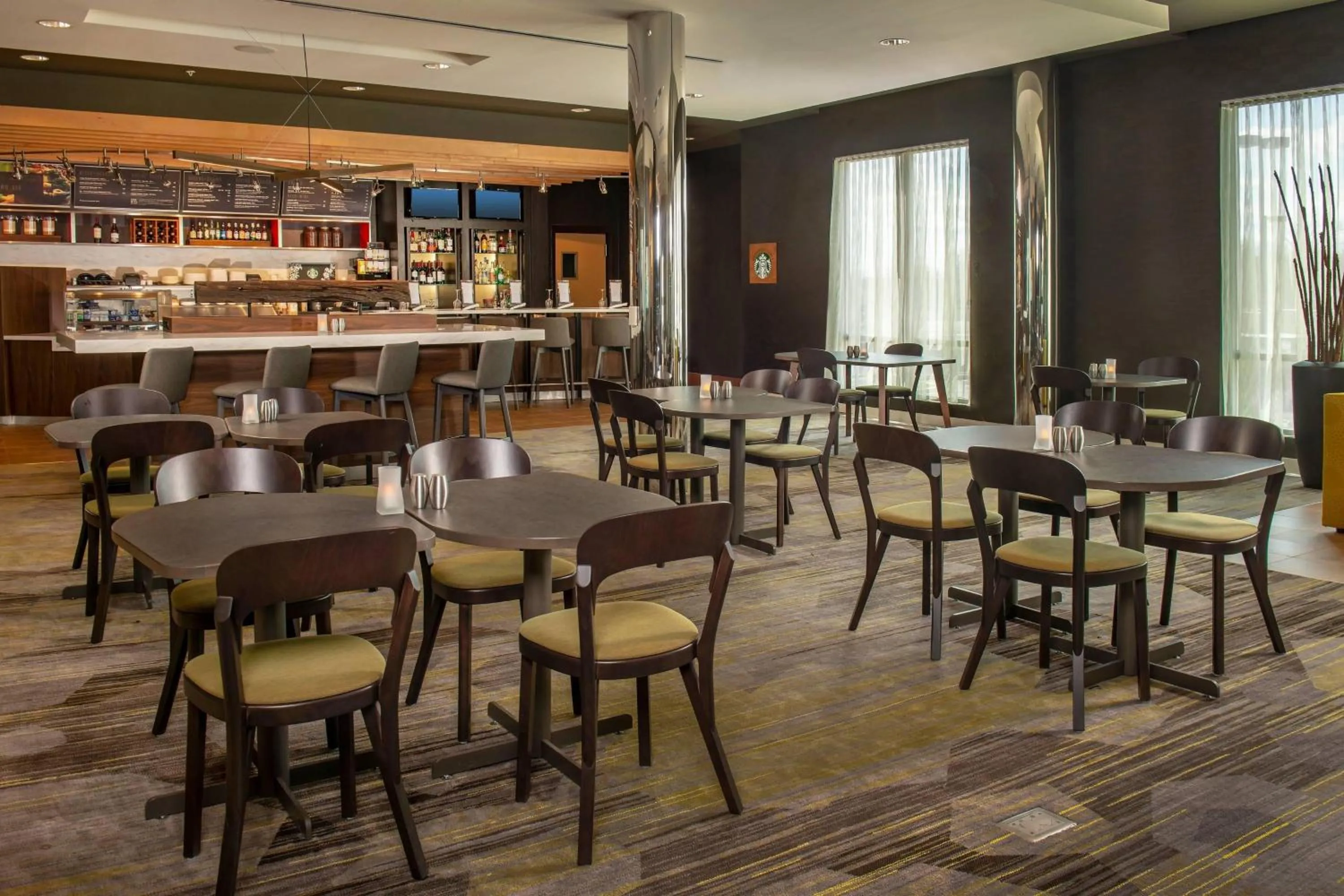 Restaurant/places to eat in Courtyard by Marriott Hagerstown