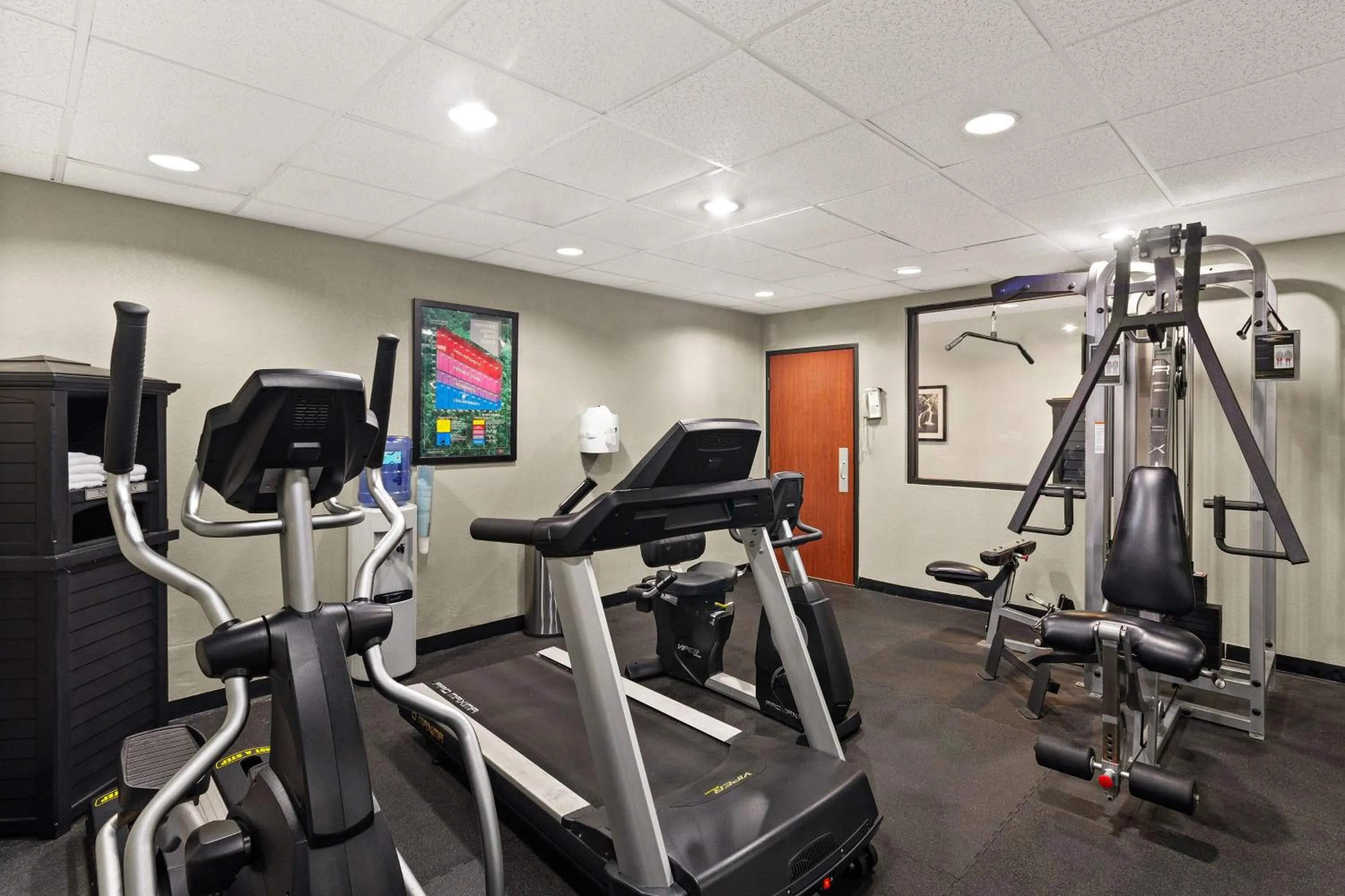 Fitness centre/facilities in Best Western Galleria Inn & Suites