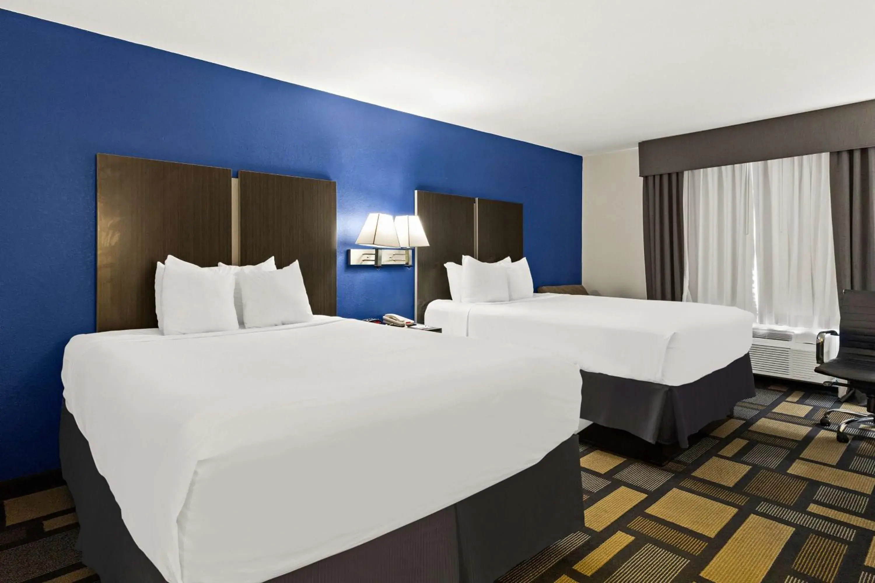 Queen Room with Two Queen Beds - Non-Smoking in Best Western Galleria Inn & Suites Queen Room with Two Queen Beds - Non-Smoking in Best Western Galleria Inn & Suites