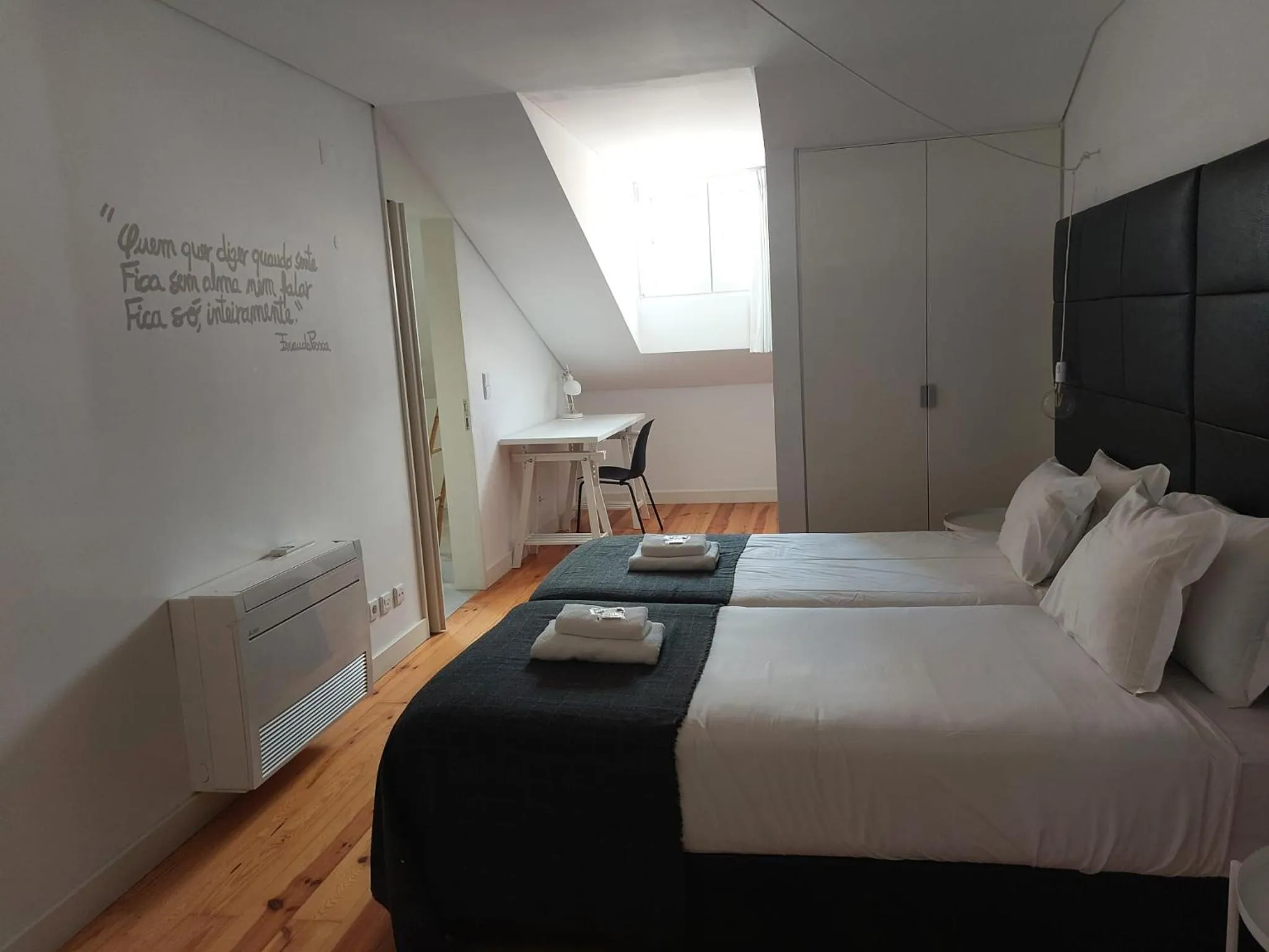 Bedroom, Bed in City Stays Alegria Apartments