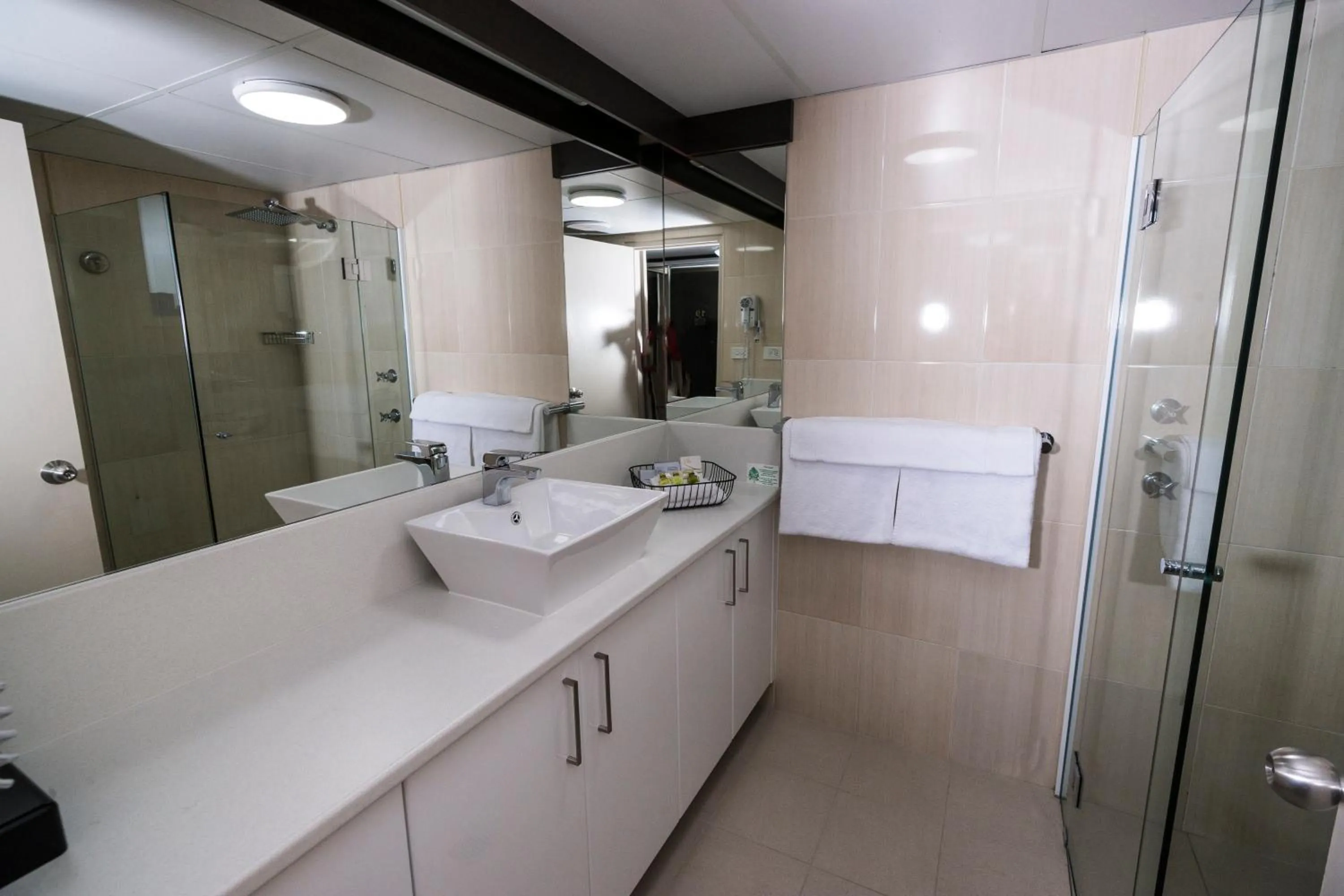 Toilet in The Galaxy Motel