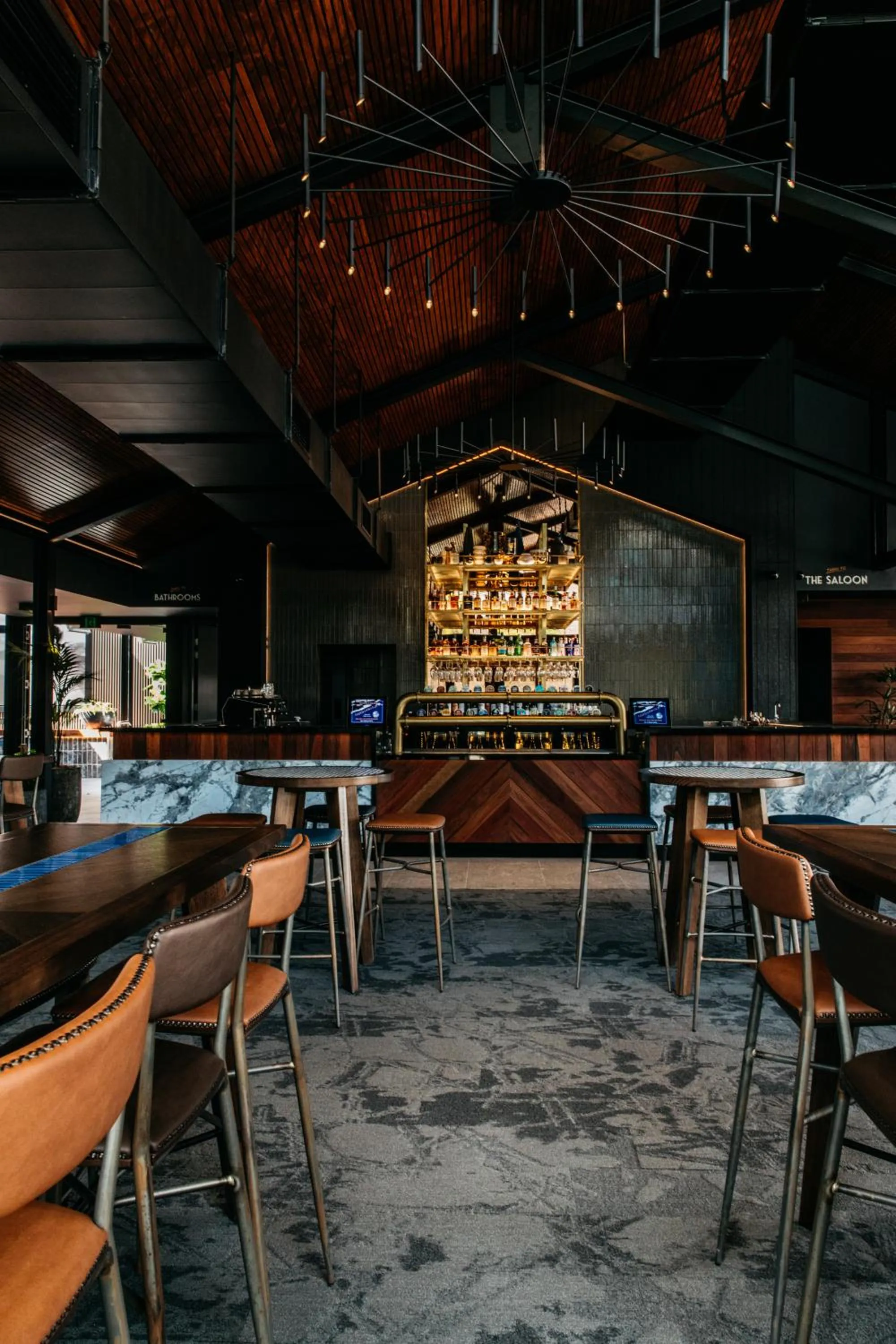 Restaurant/places to eat in Hotel Gosford