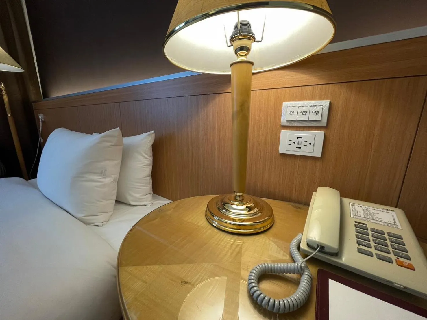 Decorative detail in Chuto Plaza Hotel