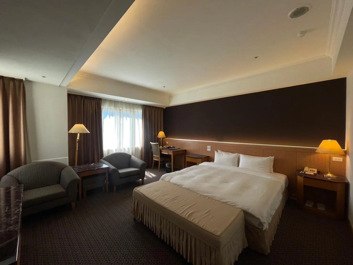 Photo of the whole room, Bed in Chuto Plaza Hotel