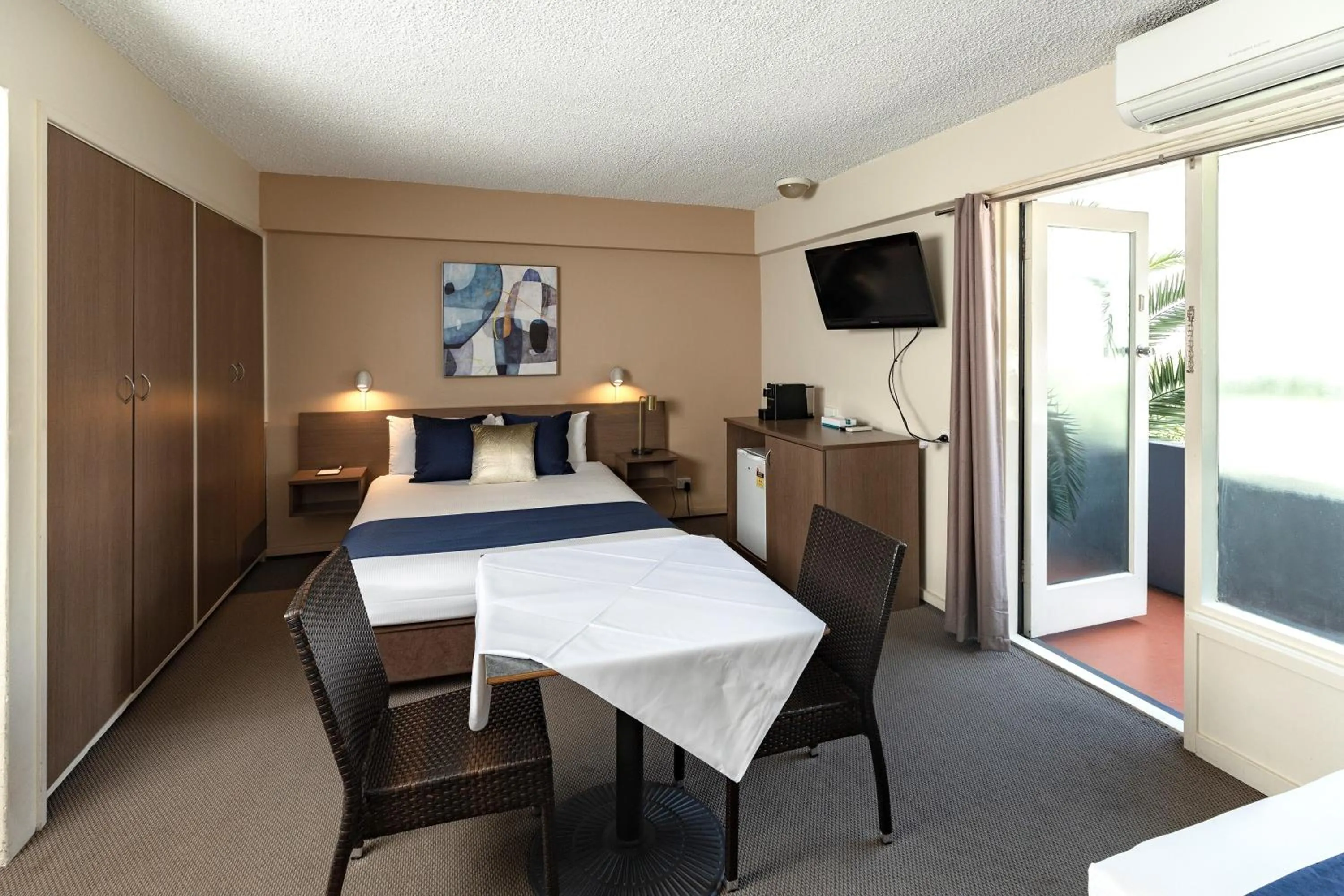 Bed in The Metropolitan Spring Hill