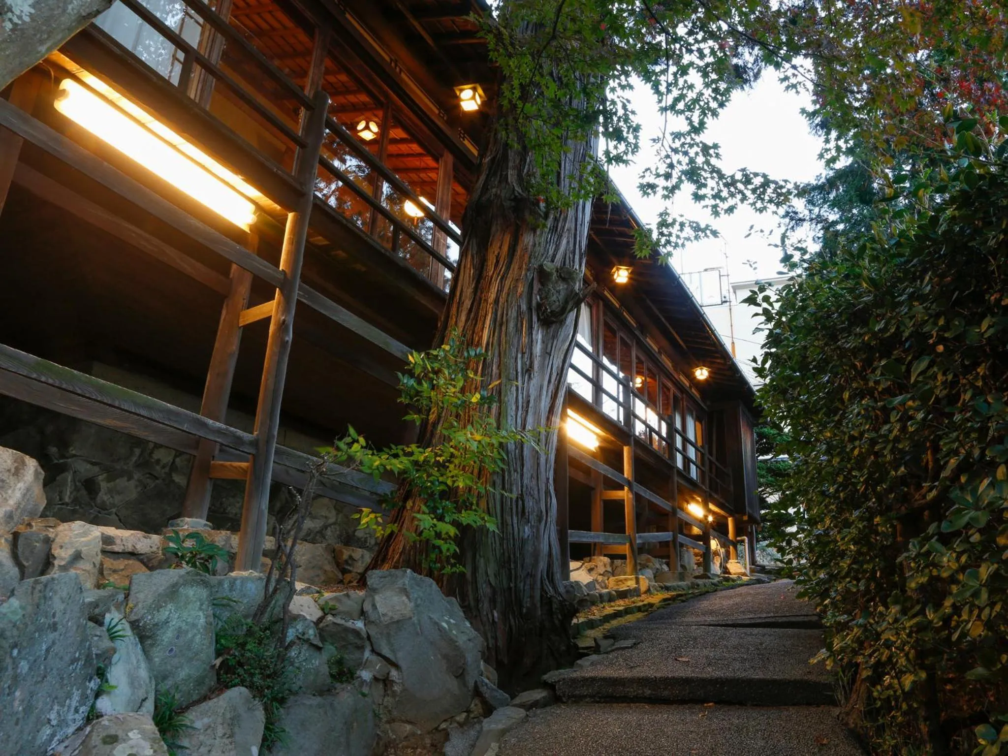 Property building in Kotohira Kadan