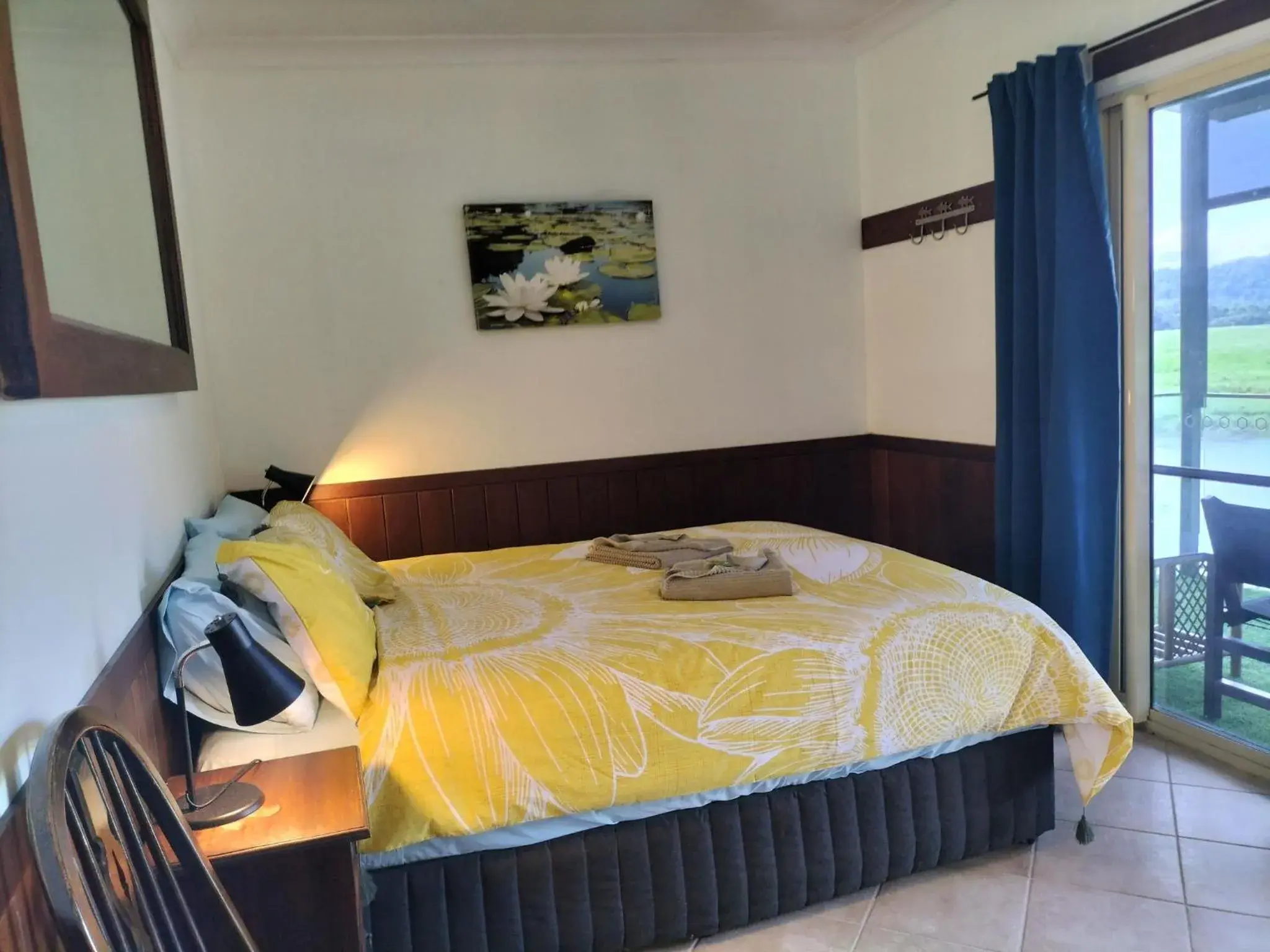 Premium Queen Room with River Views in Daintree Riverview Lodges Premium Queen Room with River Views in Daintree Riverview Lodges