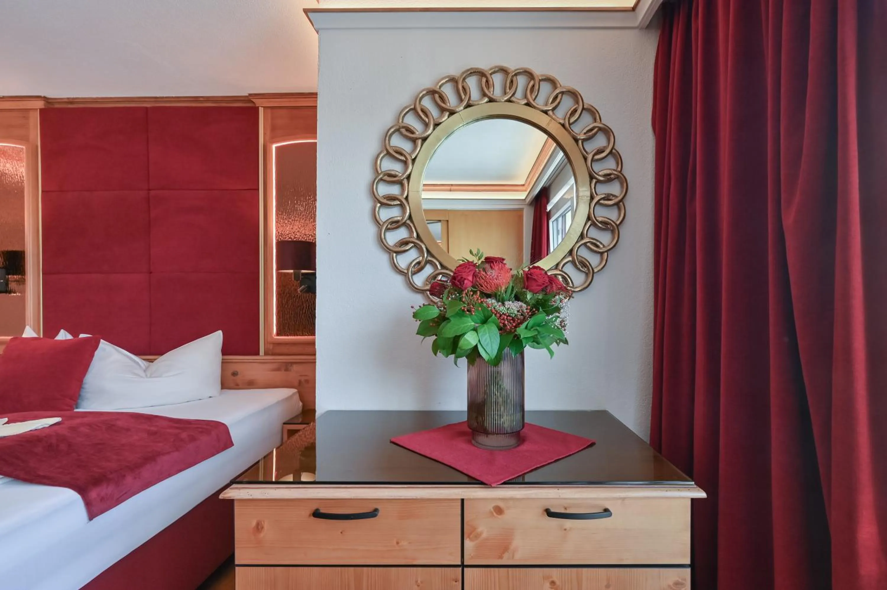 Living room, Bed in Hotel San Marco