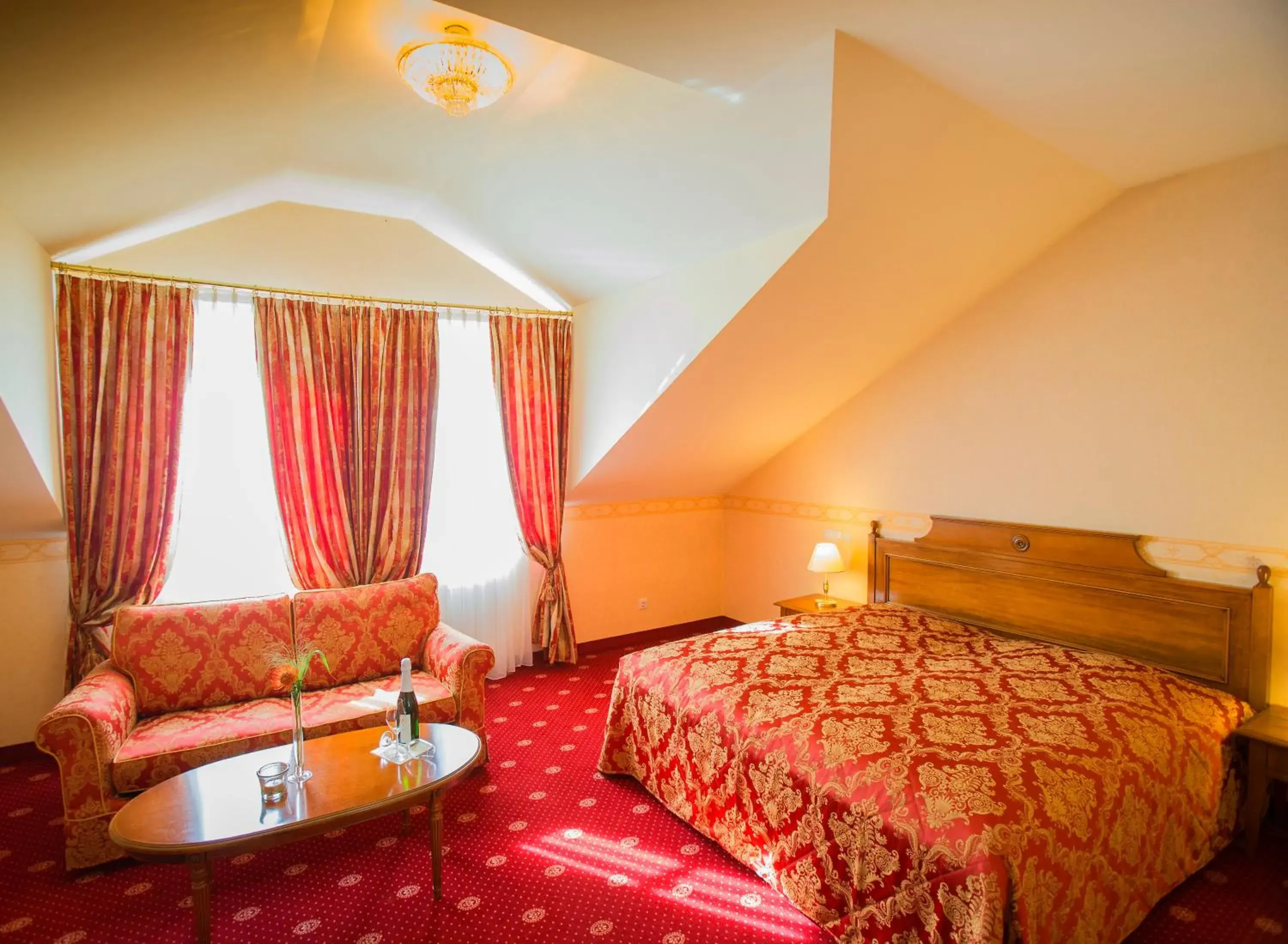 Comfort Double Room in Parkhotel Idar-Oberstein Comfort Double Room in Parkhotel Idar-Oberstein