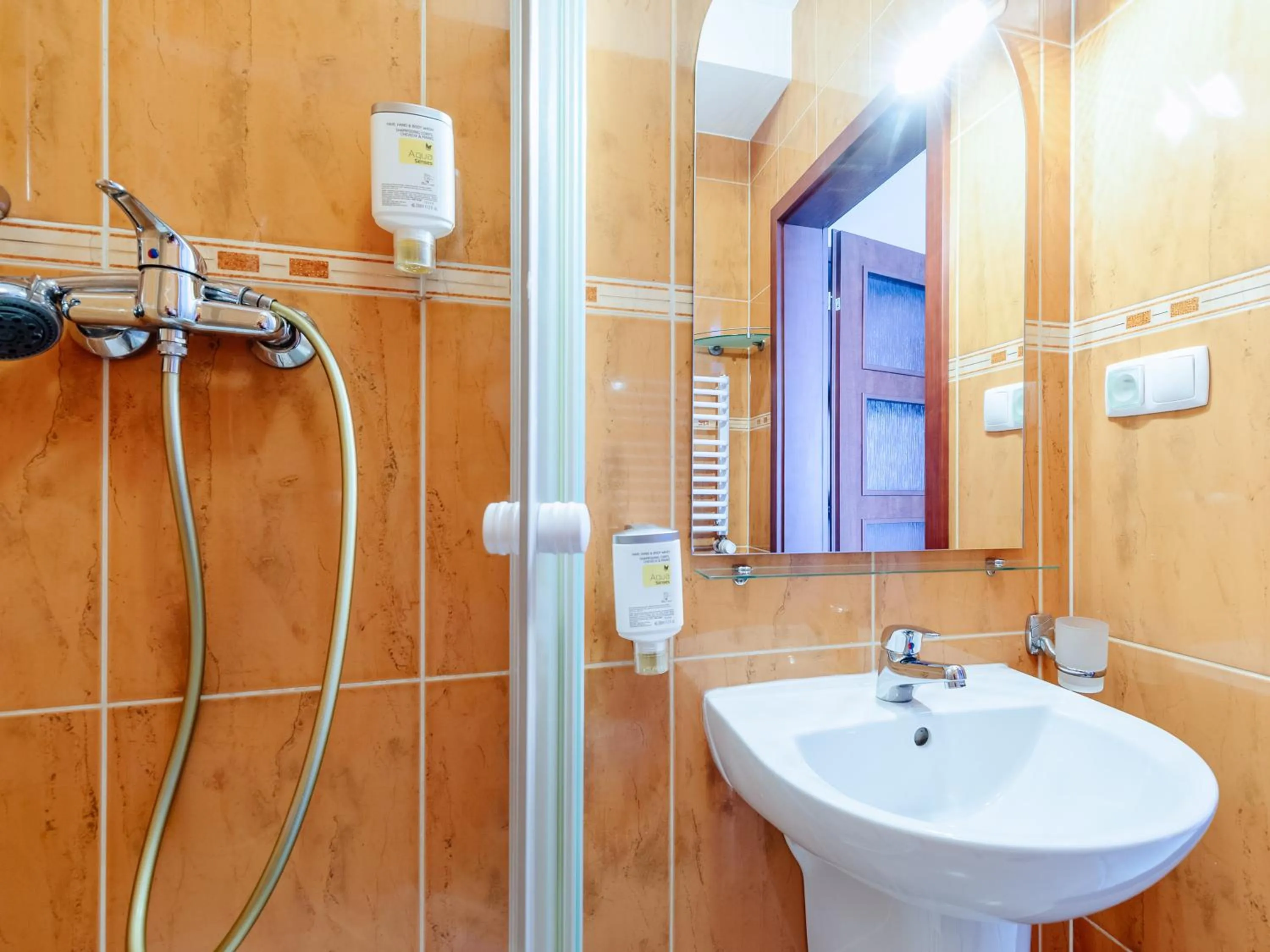 Shower in Hotel Skalite Spa & Wellness