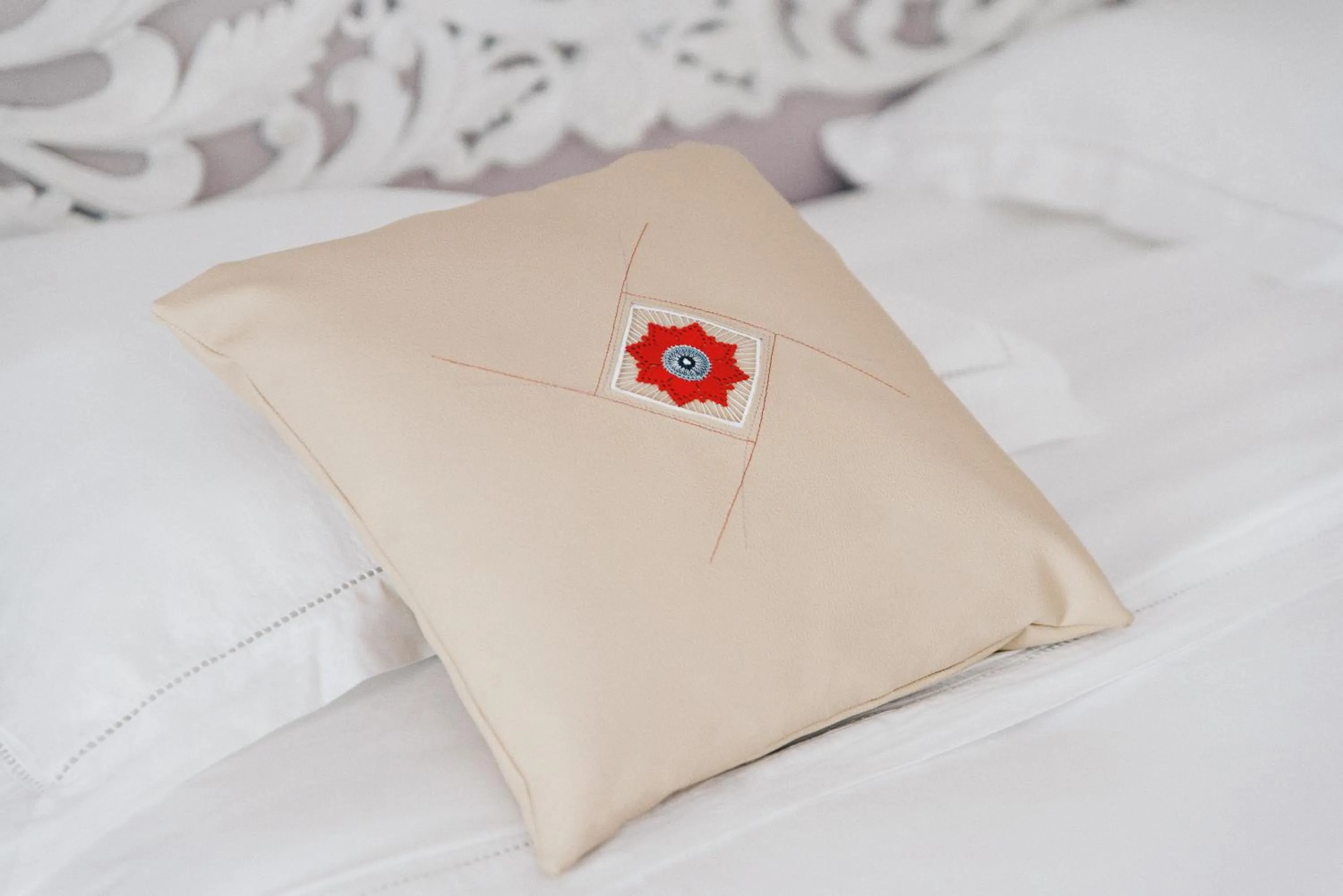 Bed in Tsilaosa Hôtel