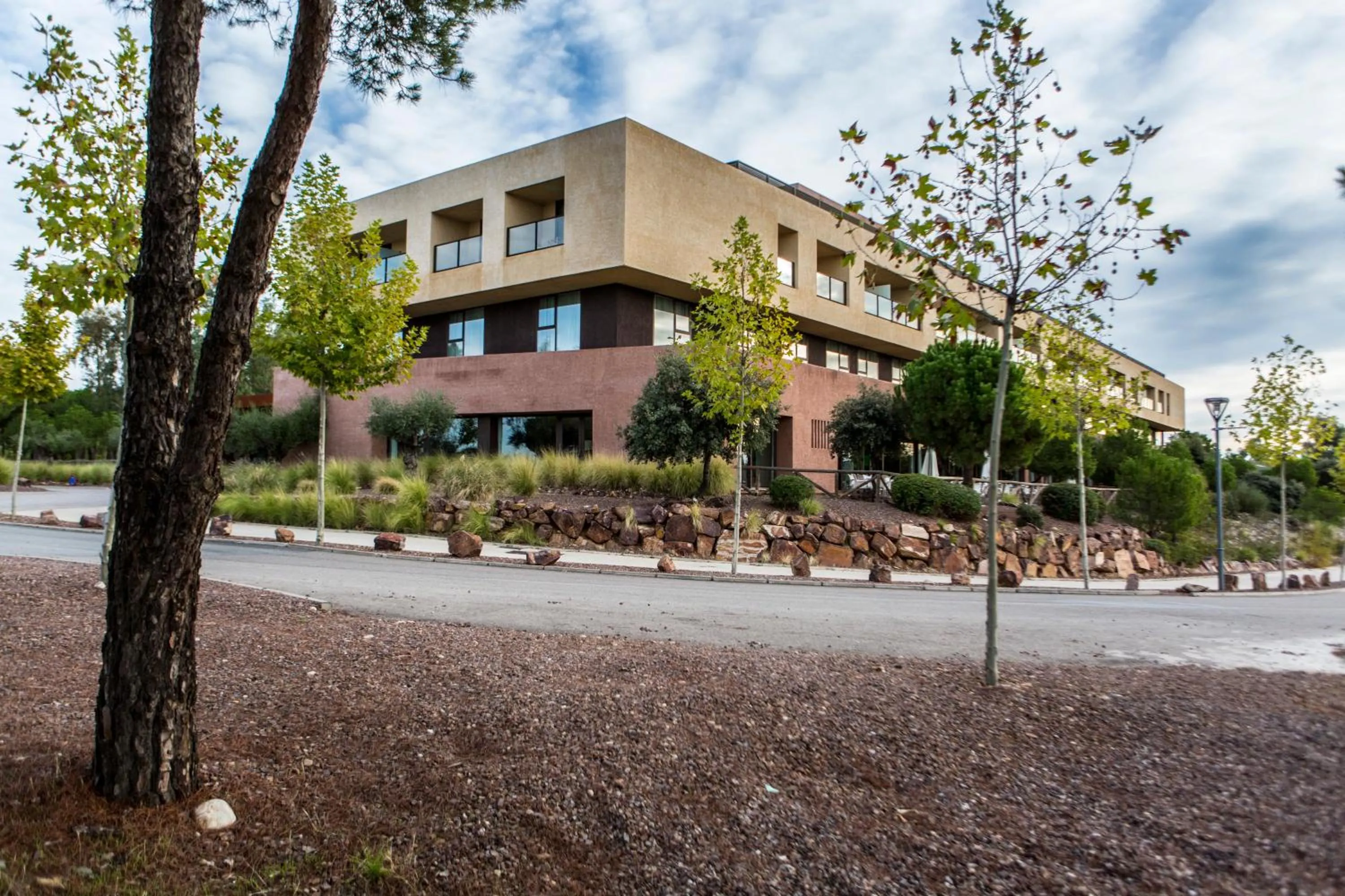Facade/entrance in Vincci Valdecañas Golf