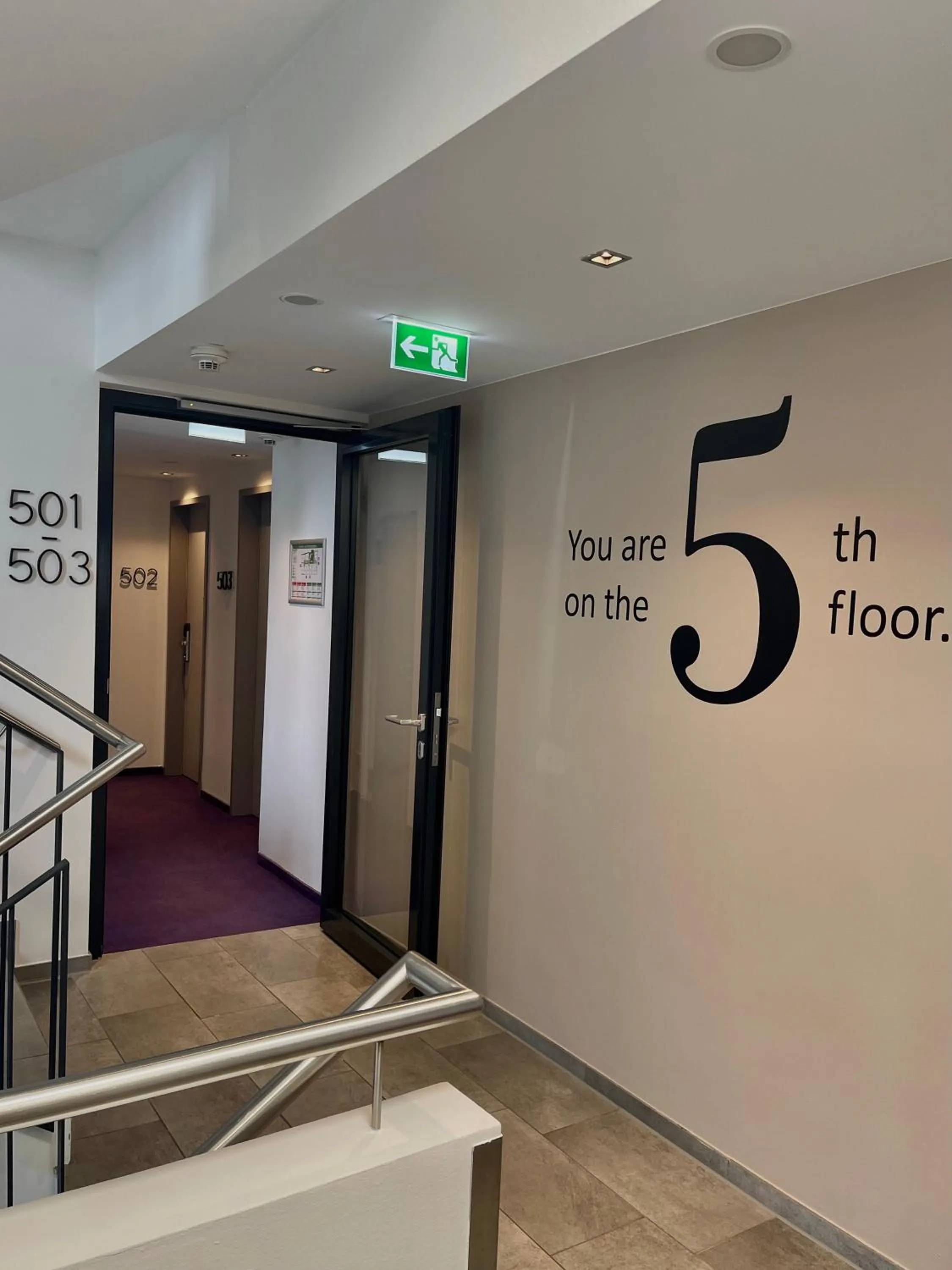 Logo/Certificate/Sign in Bayer's City Hotel