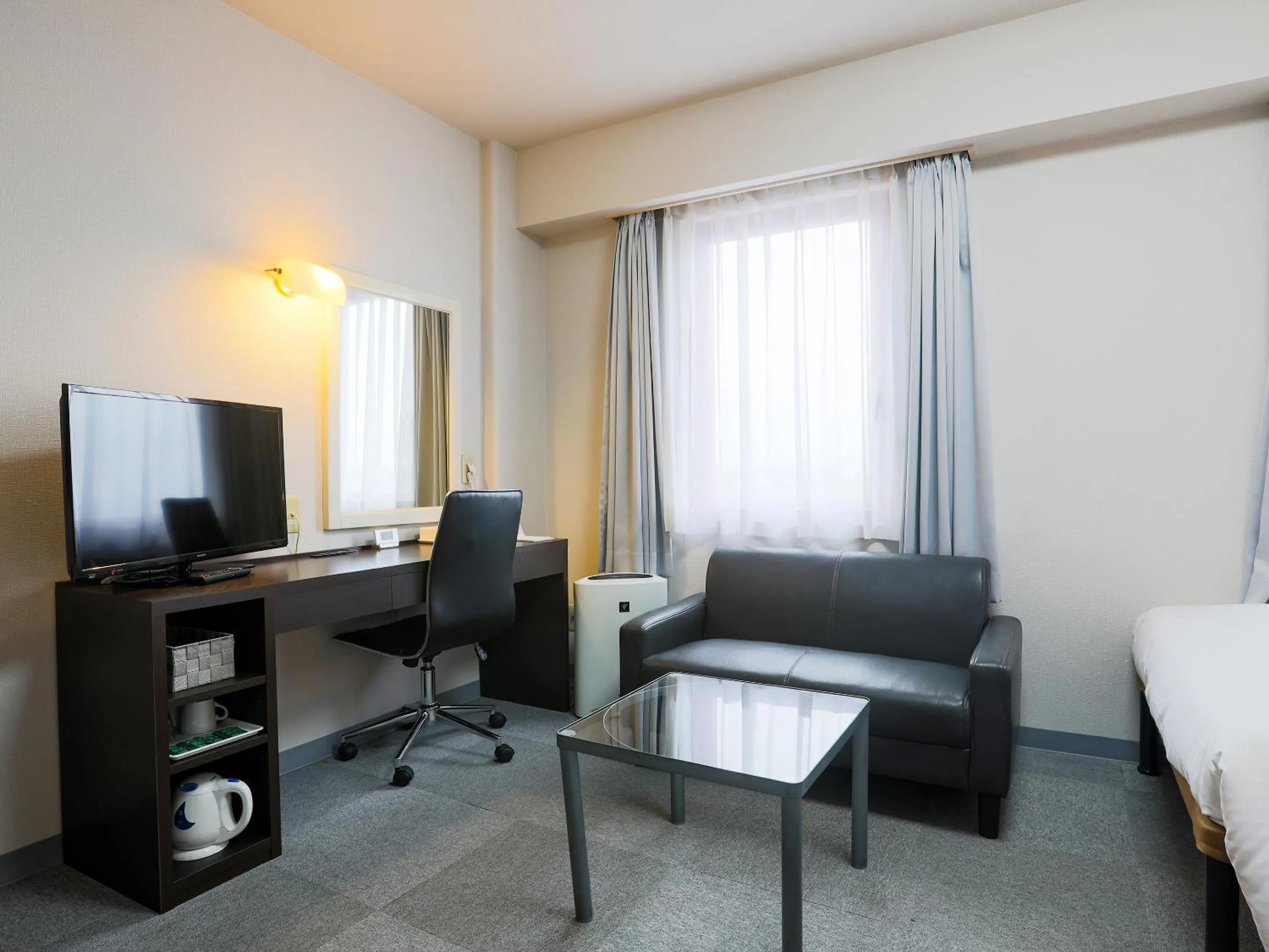 Photo of the whole room in KOKO STAY Miyakonojo - formerly Hotel Wing International Miyakonojo