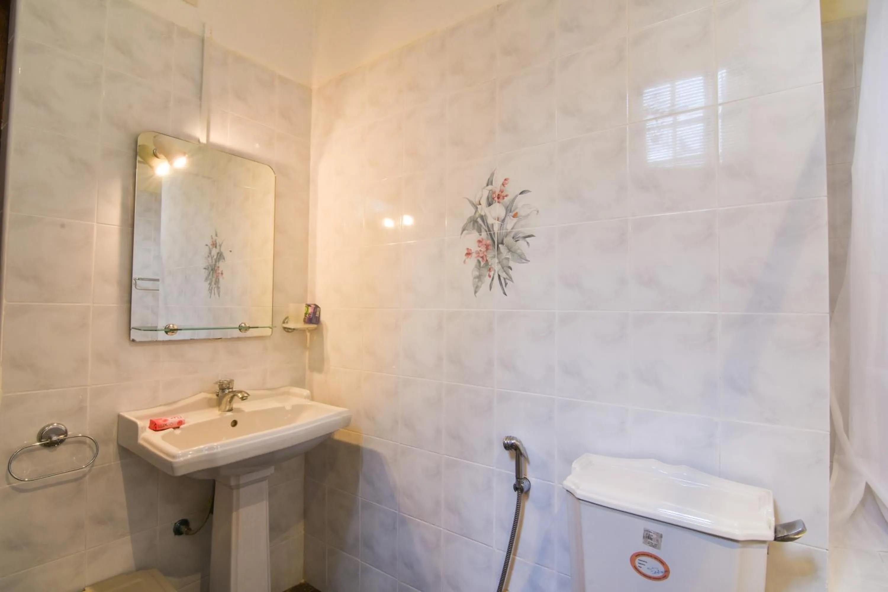 Bathroom in The Glenmor Bungalow