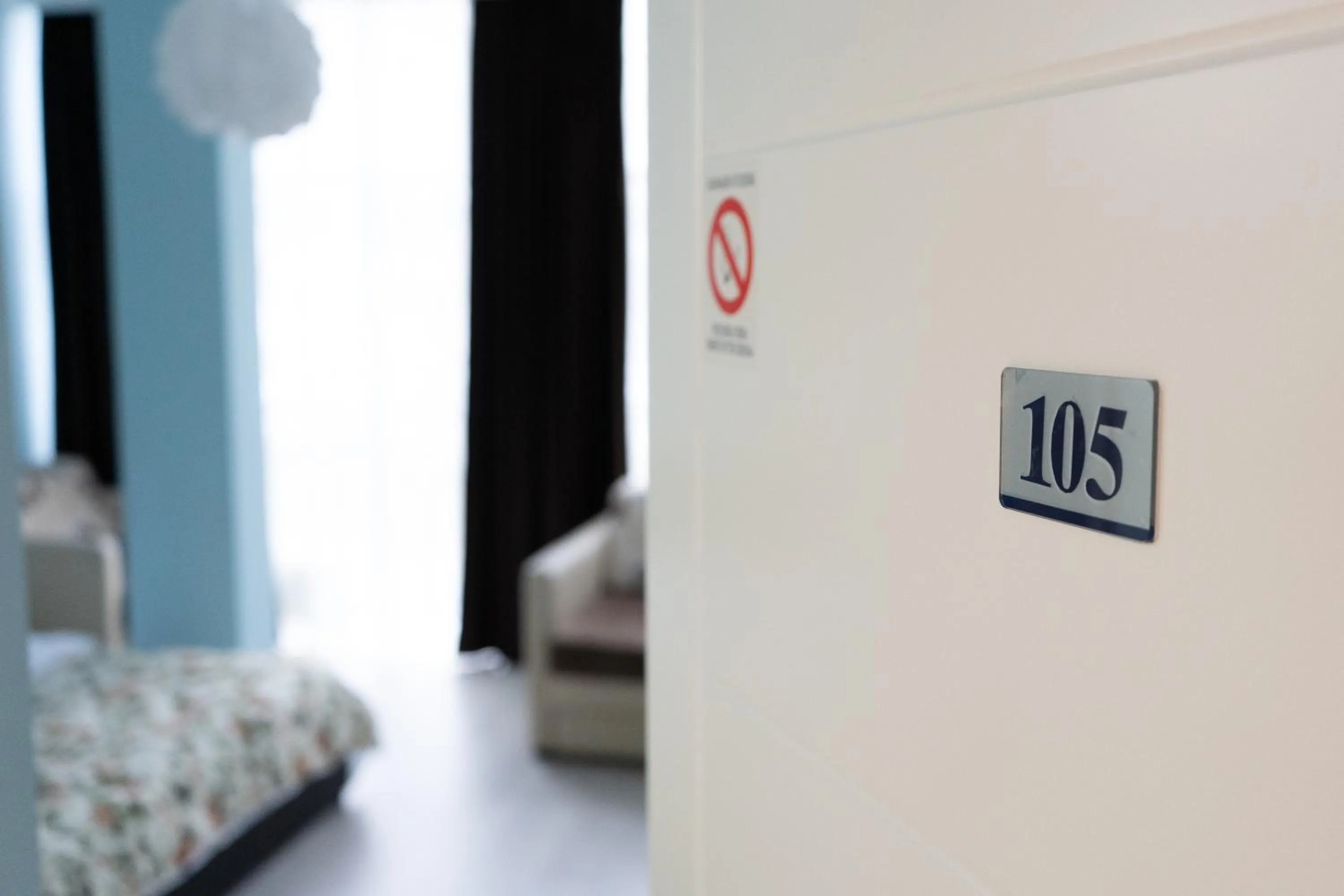 Text overlay, Bed in Garni Hotel Lotos