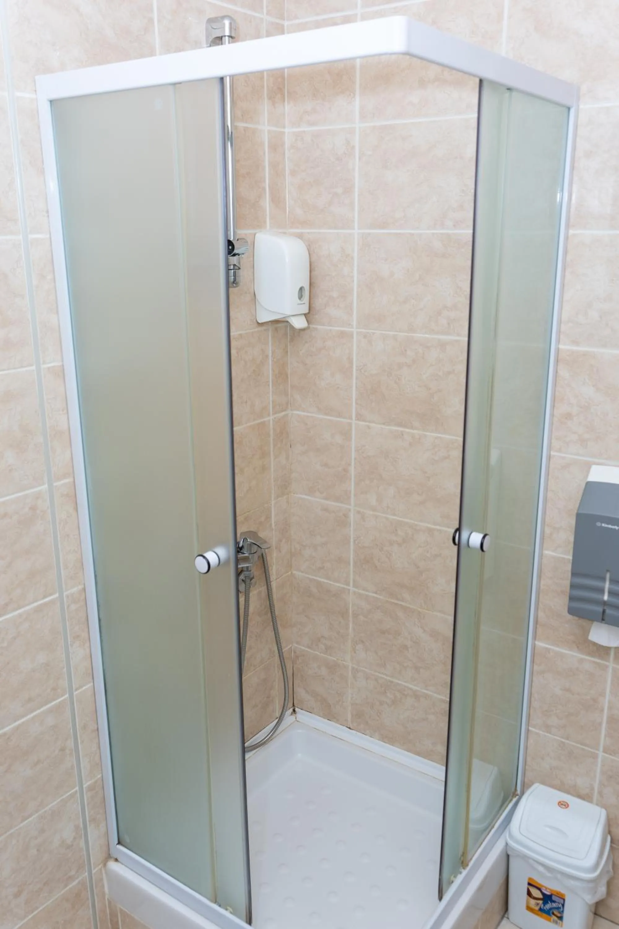 Shower in Garni Hotel Lotos