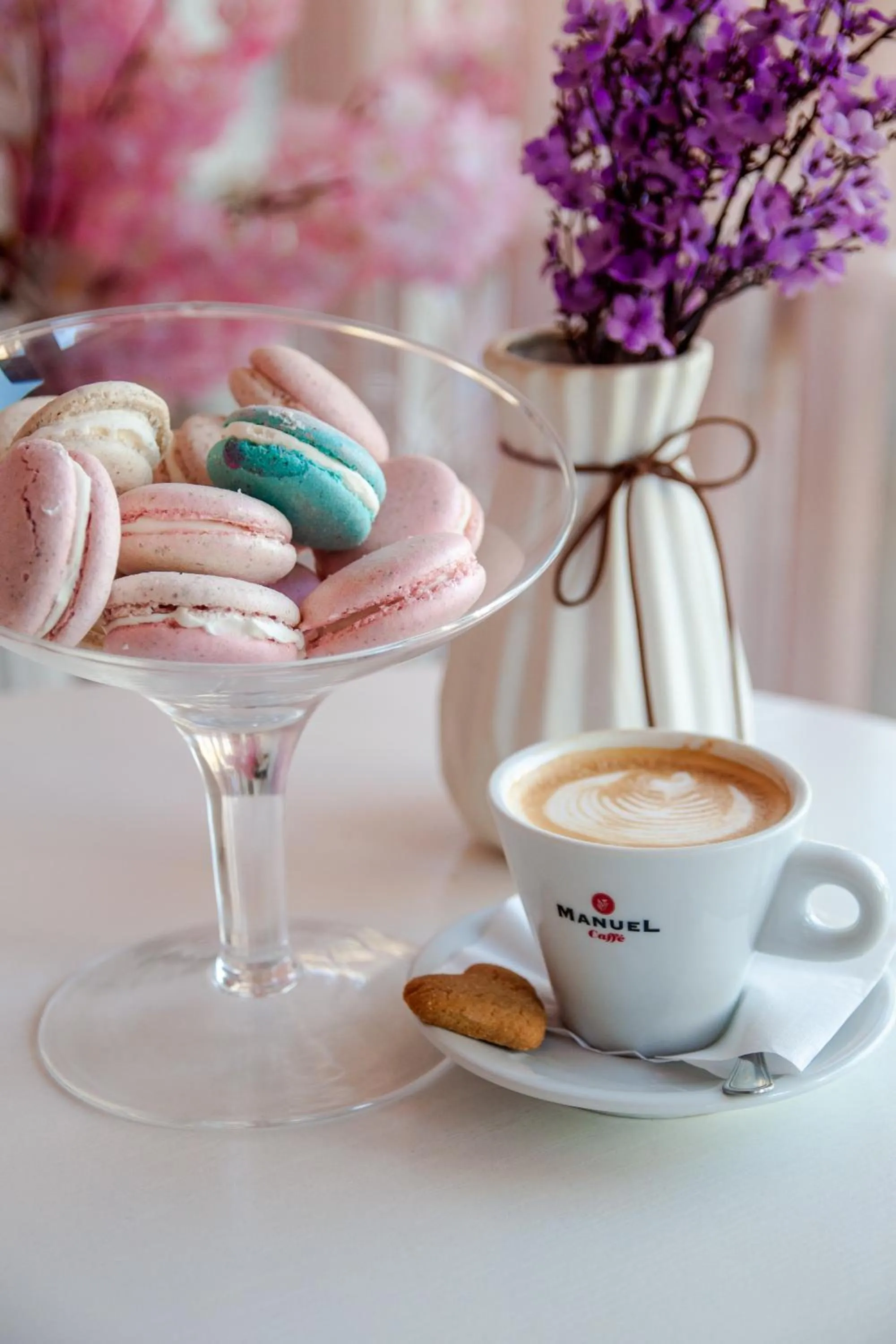 Food and drinks in Garni Hotel Lotos