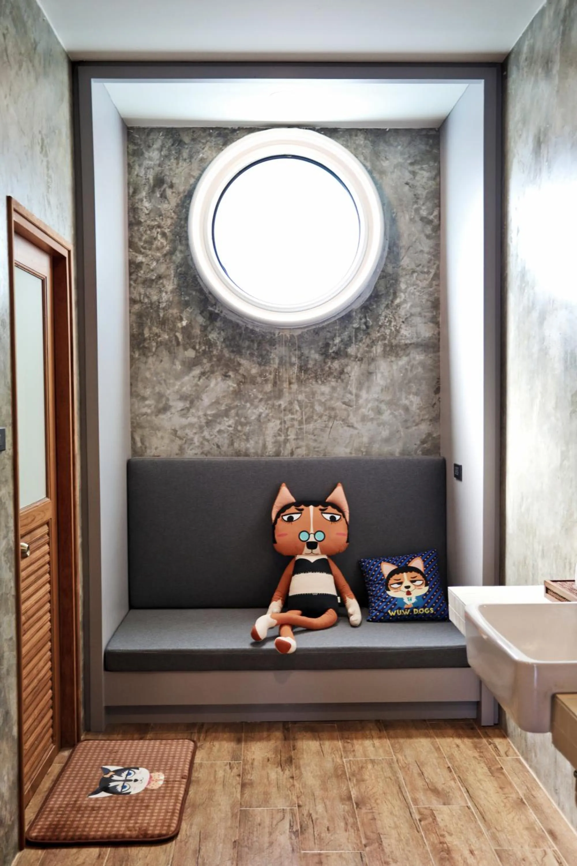 Bathroom in Yellow Pillow village