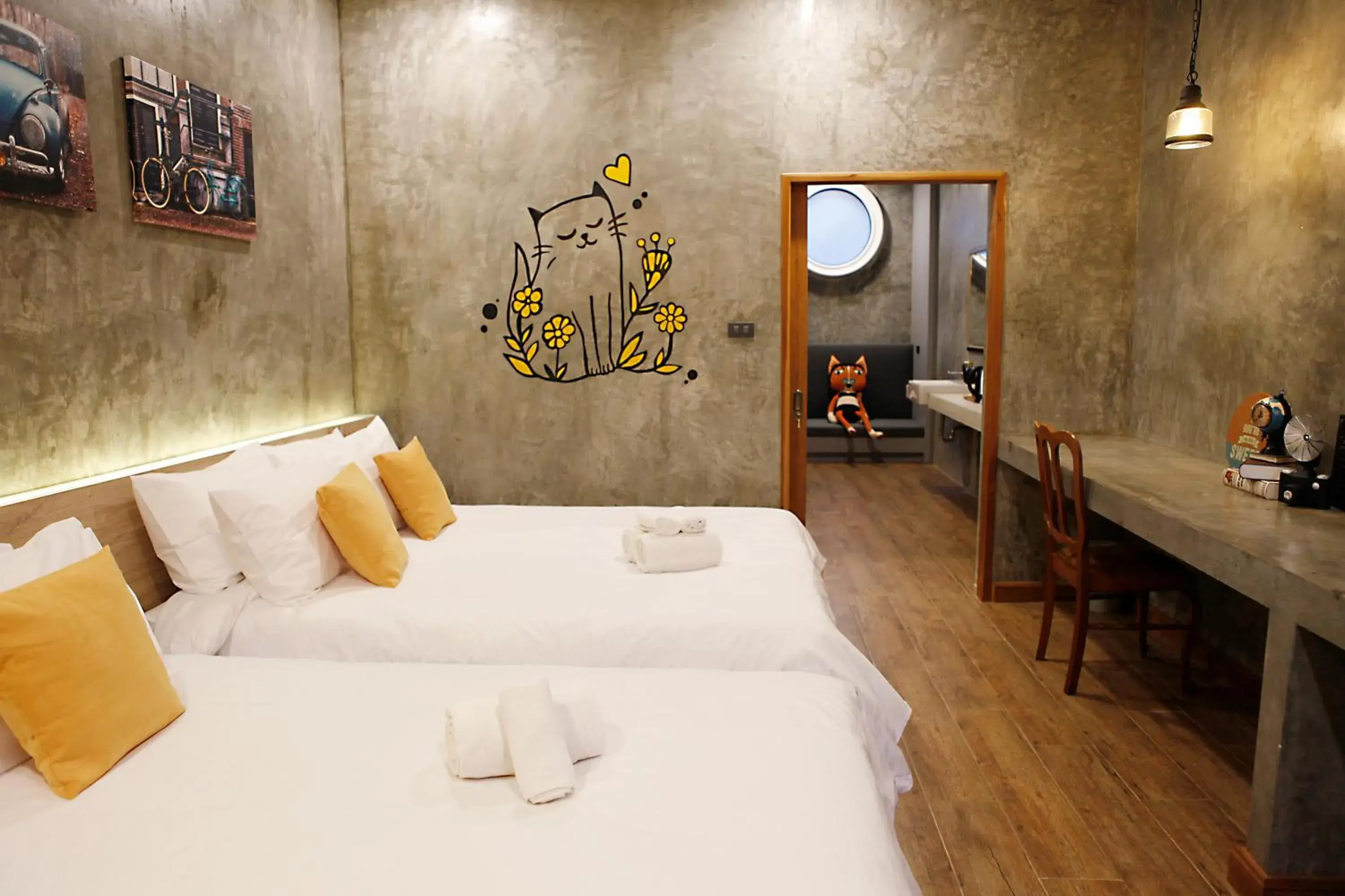 Family Garden Room in Yellow Pillow village Family Garden Room in Yellow Pillow village