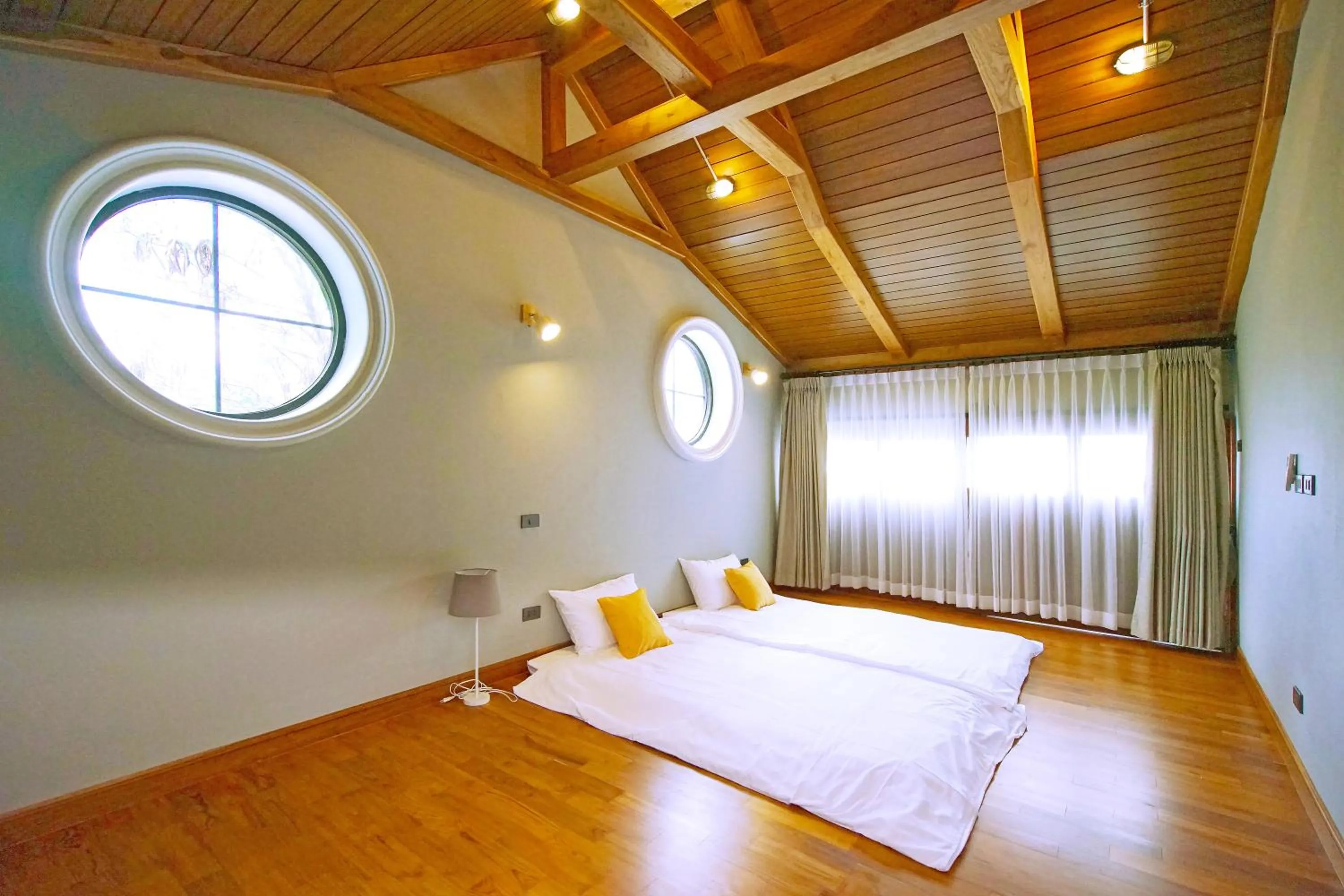 Bedroom, Bed in Yellow Pillow village