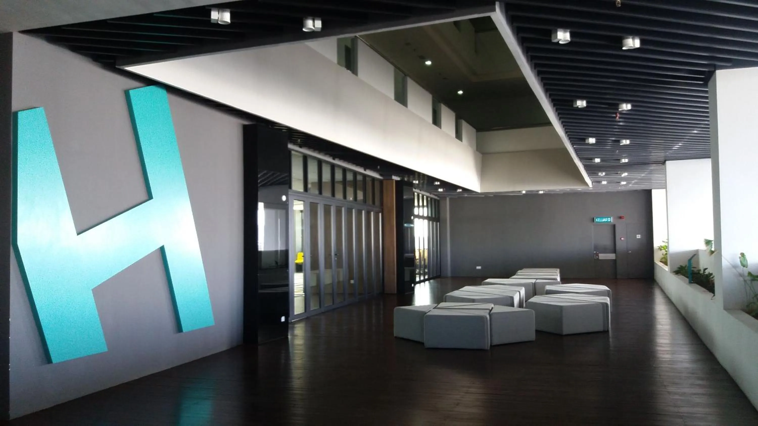 Bed in A Suites - Atria Sofo Suites Petaling Jaya